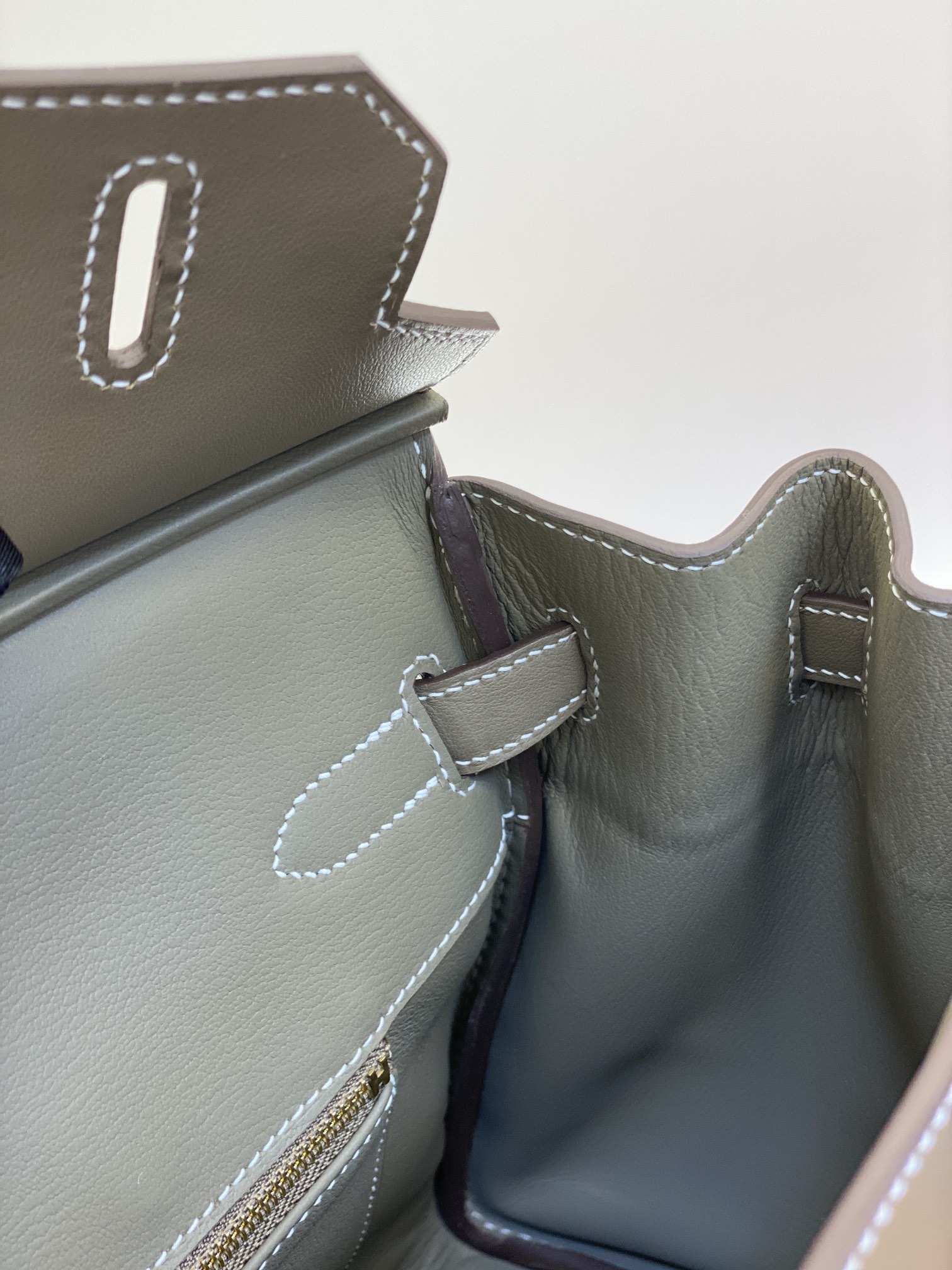 Birkin 25/30cm Pre-Owned Bag Swift Leather Patchwork Elephant Grey Gold Hardware 10 i1730255088 3981 10
