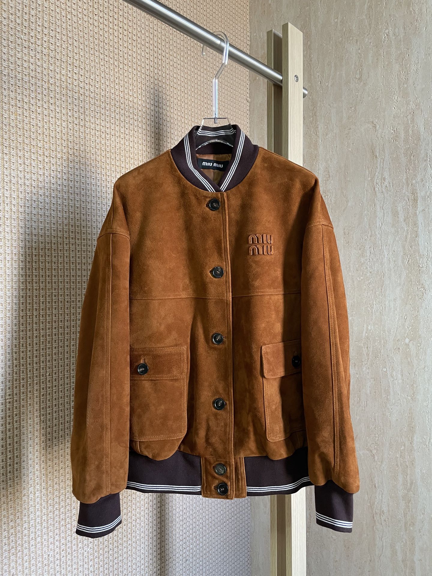 NO:702580,NEW!Miu new SIZE: S-L M size dropped shoulder sleeves bust 116, length 72, Miu Miu-clothing, miumiu,19860909NEW!Miu新款 SIZE: S-L M码落肩袖胸围116,衣长72,缪缪-服装,miumiu,,Women's clothing