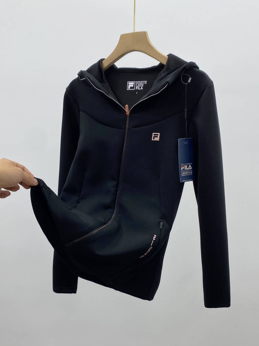 _dt-9sb5LkCkhShbjUOg8xGKcRNmzDsTv6mH6yOQ