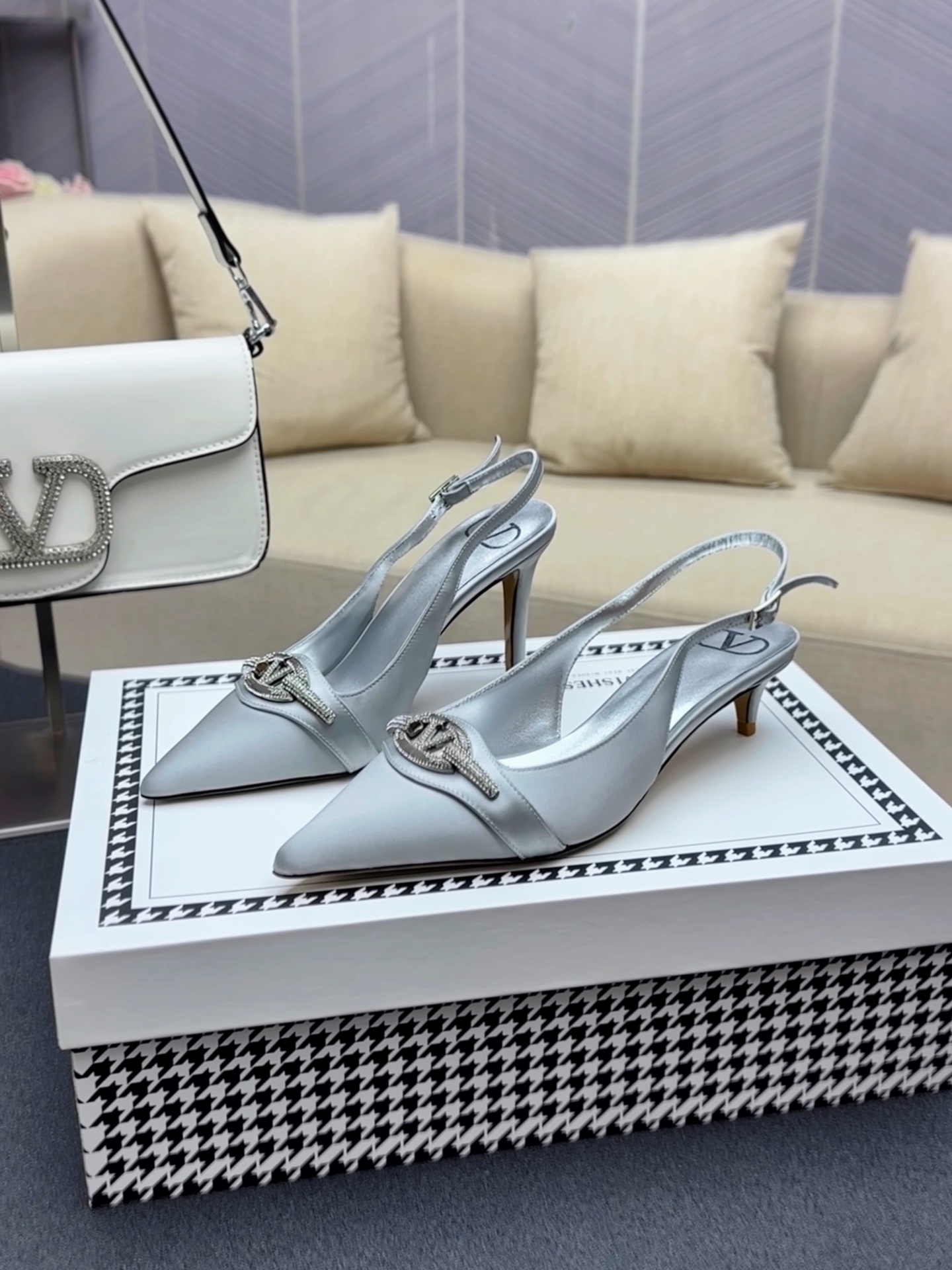 [Valentino Women