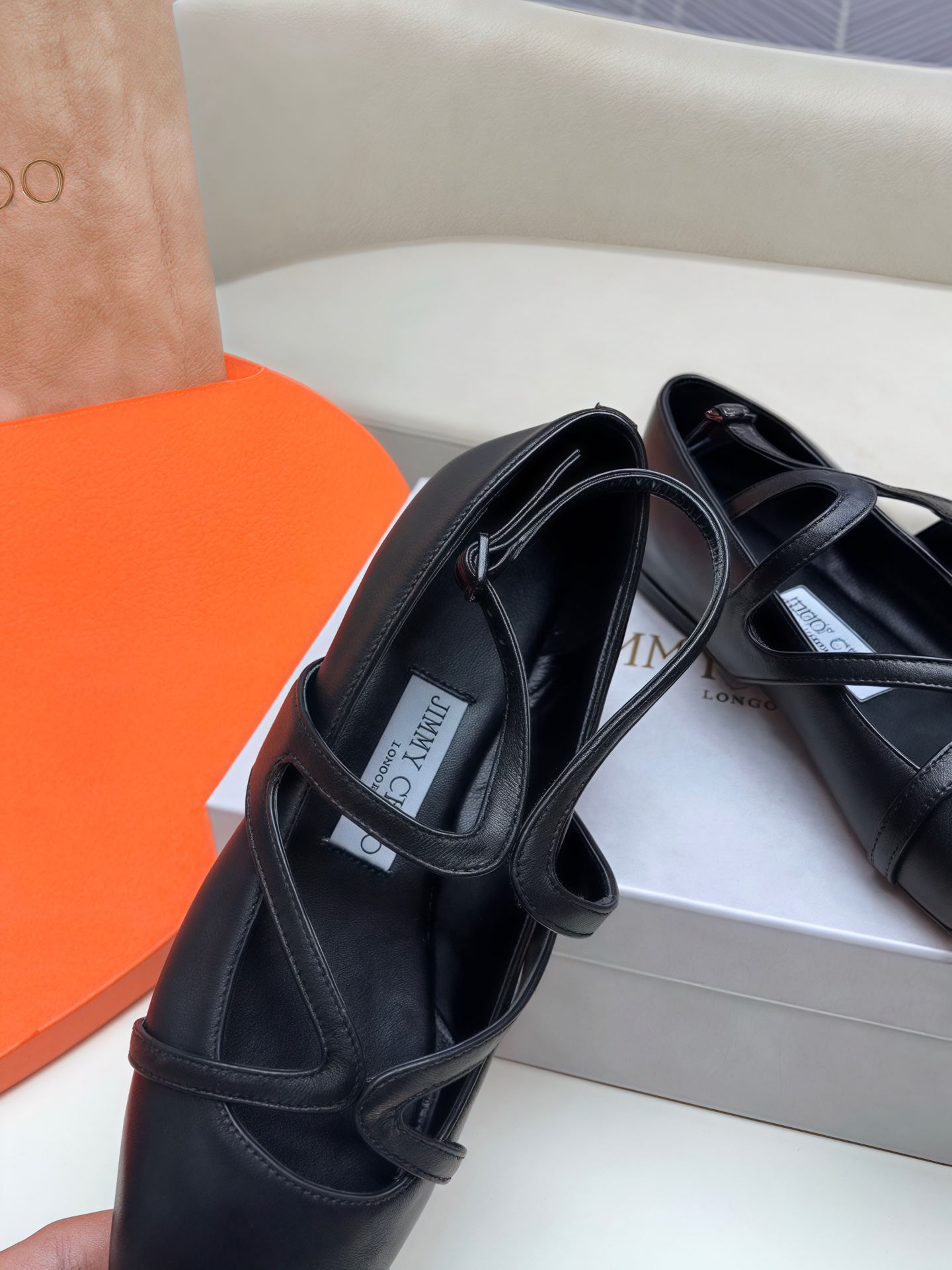 Jimmy Choo ELME FLAT Ballet Shoes in Black and Silver, VIP Offer at $663. - 图片 8