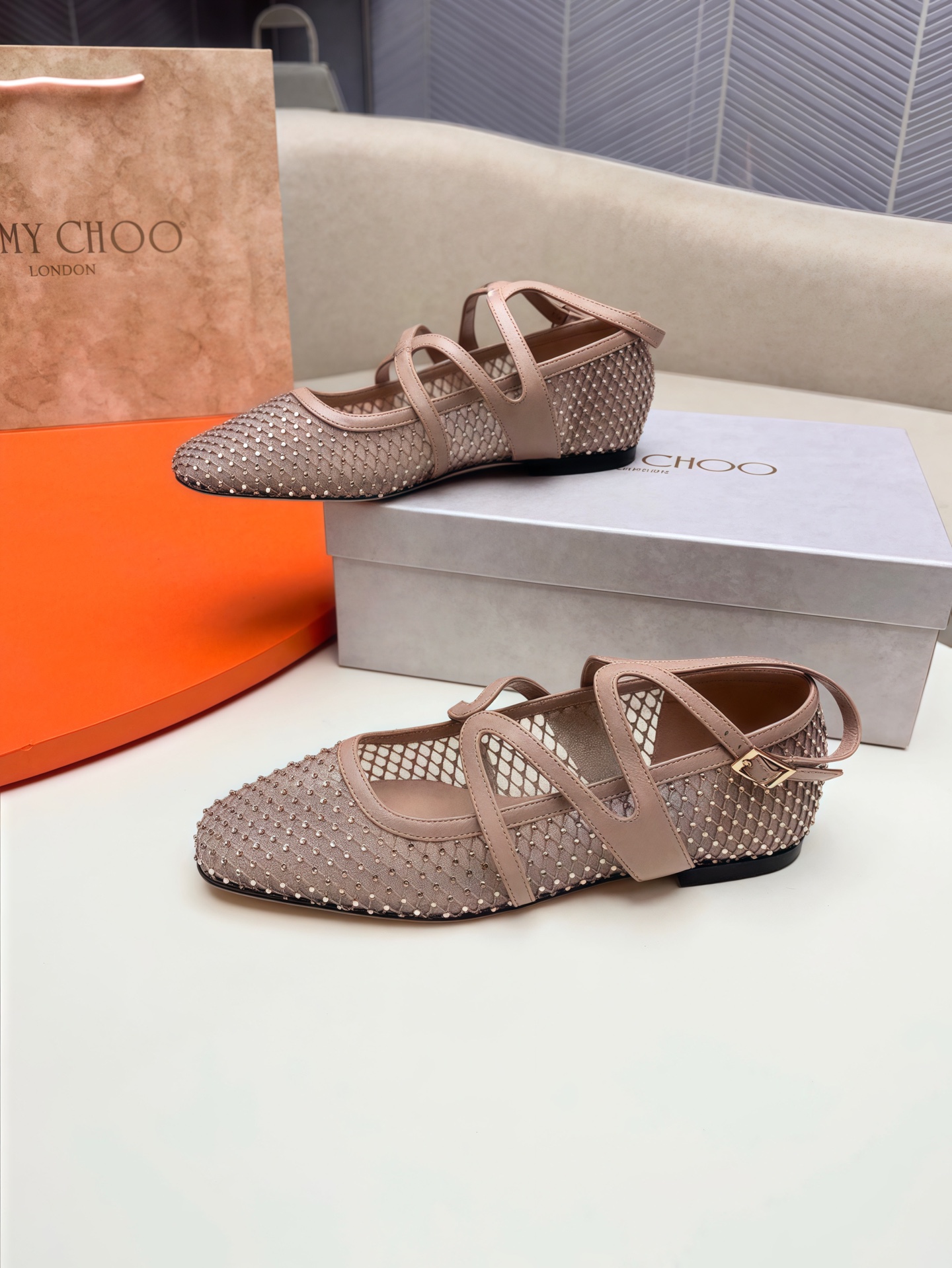 Jimmy Choo ELME FLAT Ballet Shoes: Luxe Design with Sheepskin and Silver Flash - 图片 2