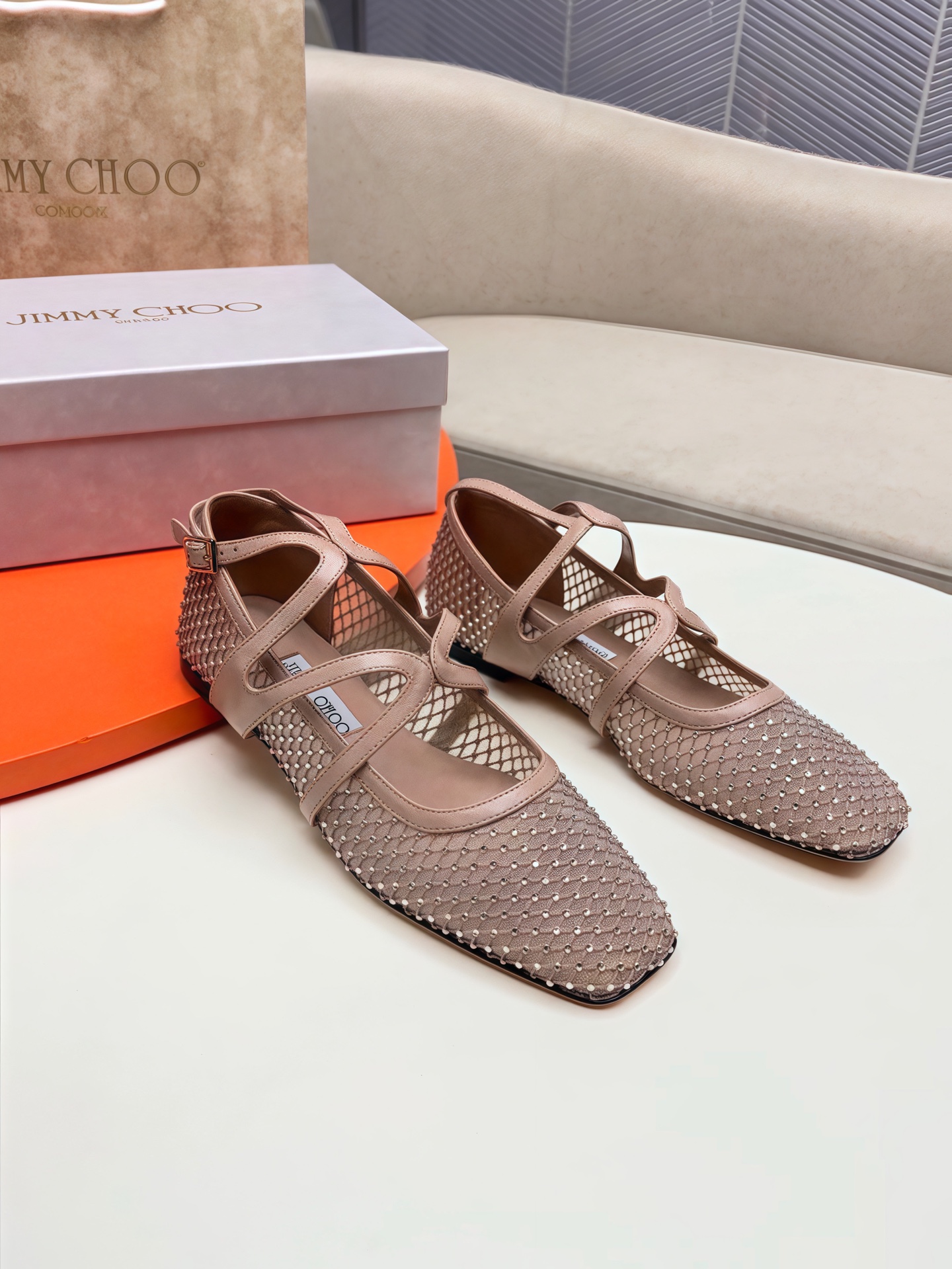 Jimmy Choo ELME FLAT Ballet Shoes: Luxe Design with Sheepskin and Silver Flash - 图片 1