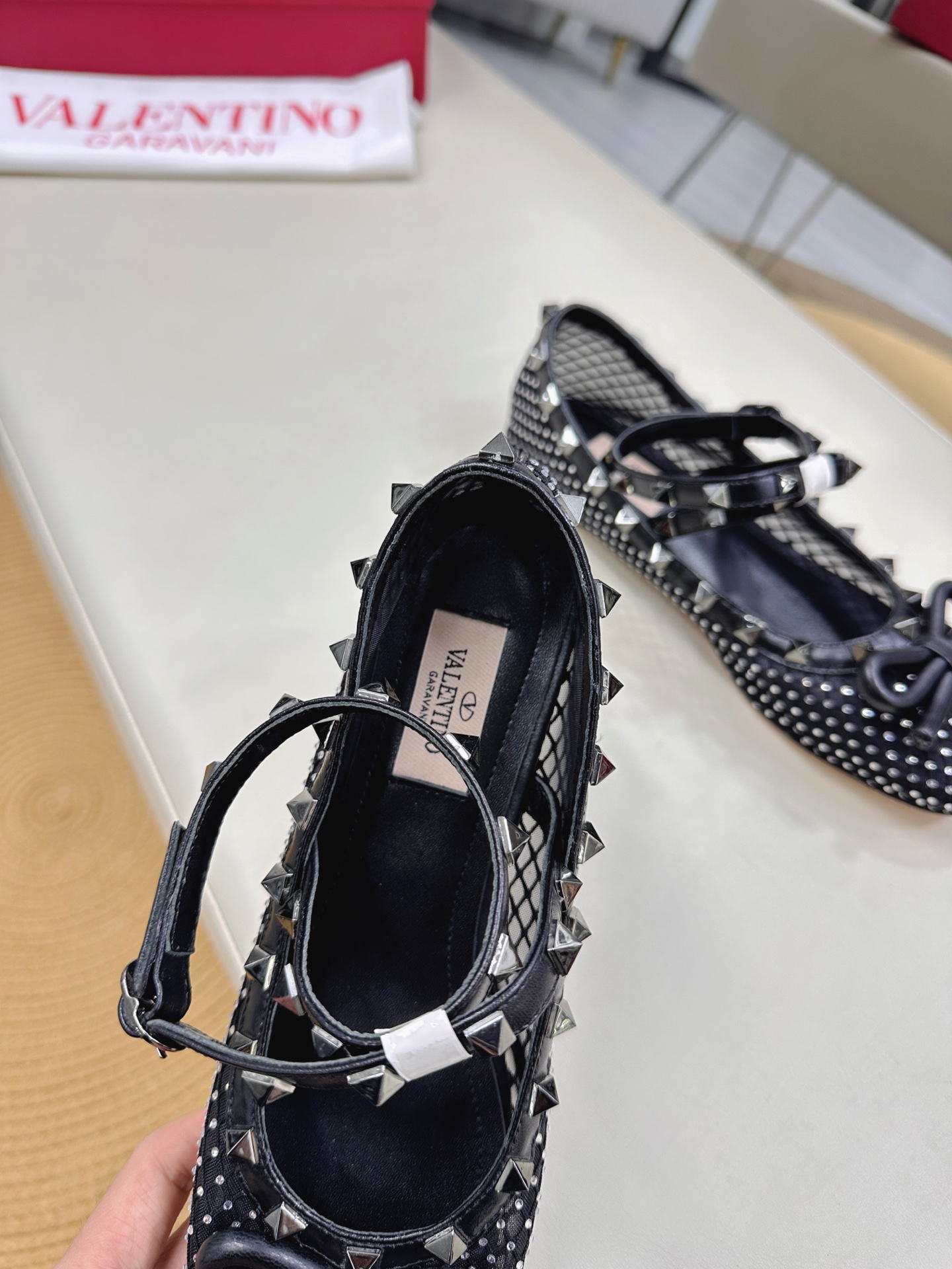 Valentino Ballet Shoes: Classic Rockstud Elements in Elegant Designs, New Collection. - 图片 5