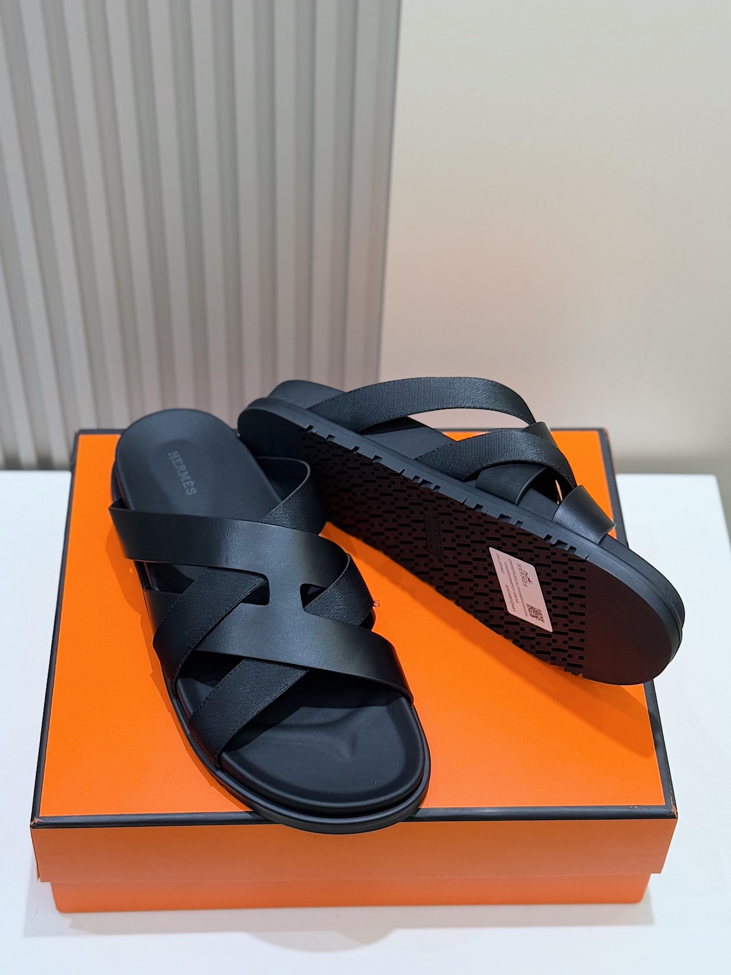 Hermes Men's Kazimir Sandals - Premium Leather Slides with 'H' Design 9 i1741007262075 2436 0 7