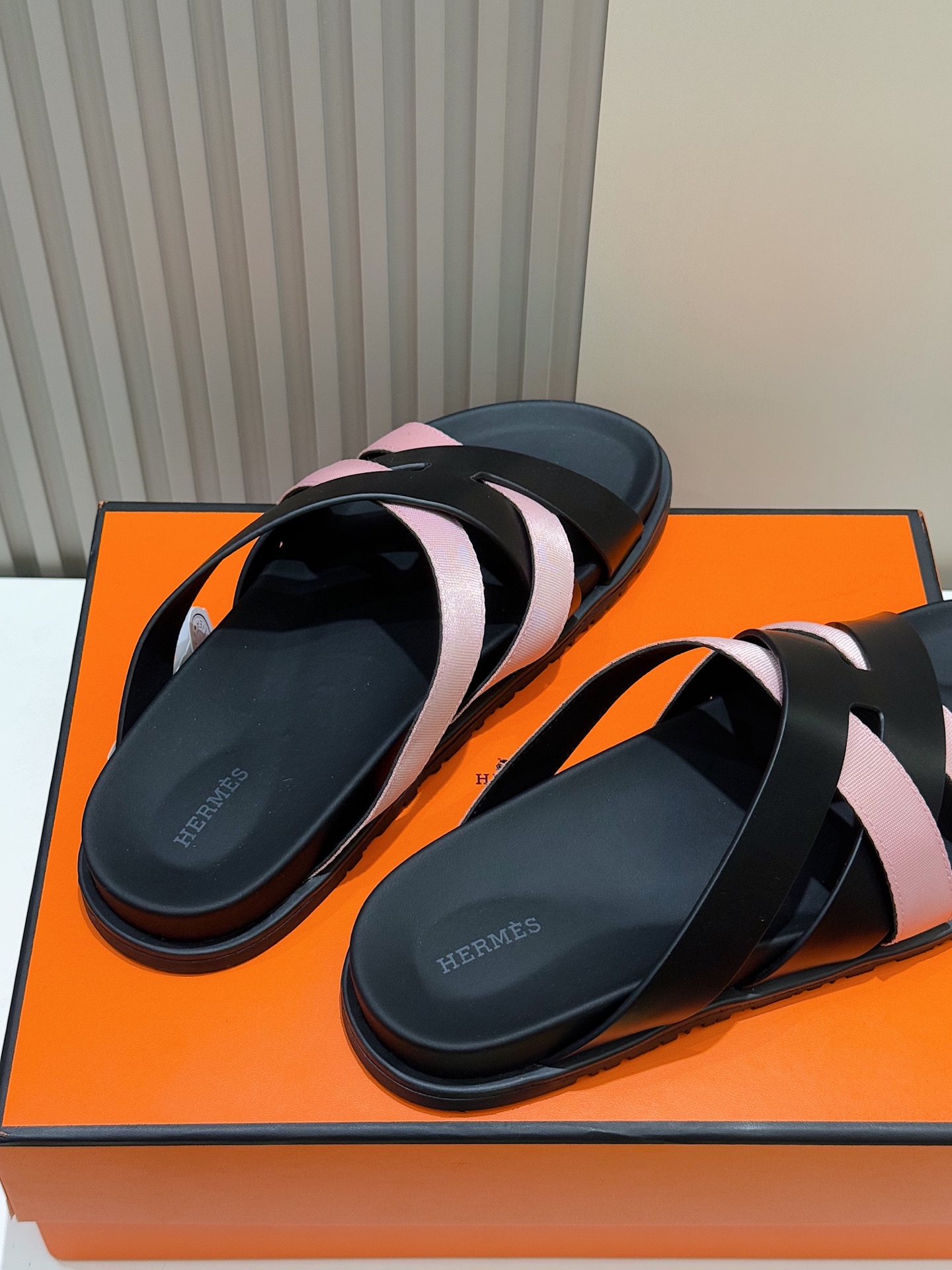 Hermes Men's Kazimir Sandals - Premium Leather Slides with 'H' Design 9 i1741007445113 6972 0 7