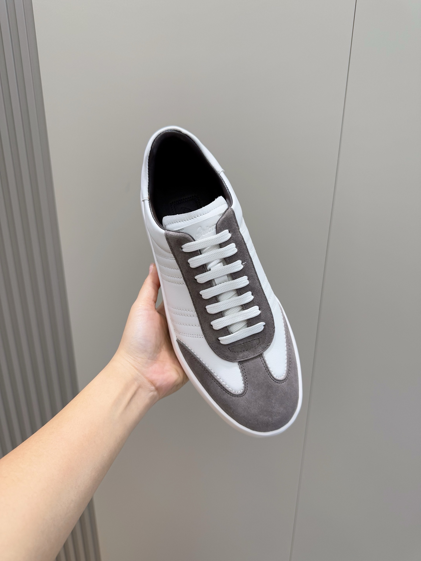 Brioni Men's Suede and Calfskin Casual Sneakers - Stylish and Comfortable 5 i1742576789534 8189 0 3
