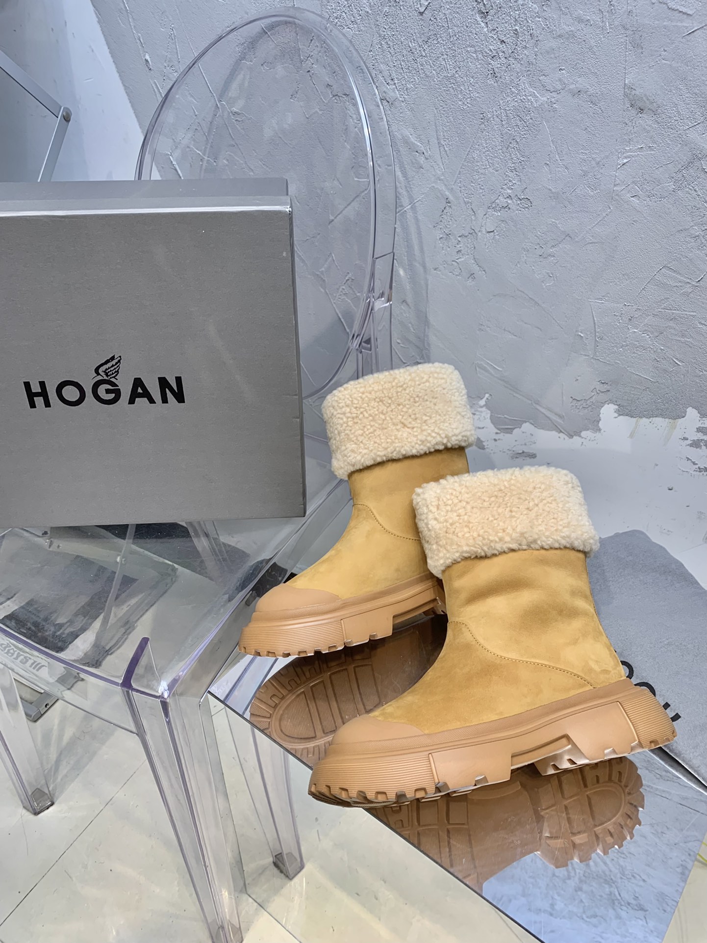 Winter Fashion Offer: Hogan 2023 Snow Boots for Cozy Style and Warmth - 图片 3