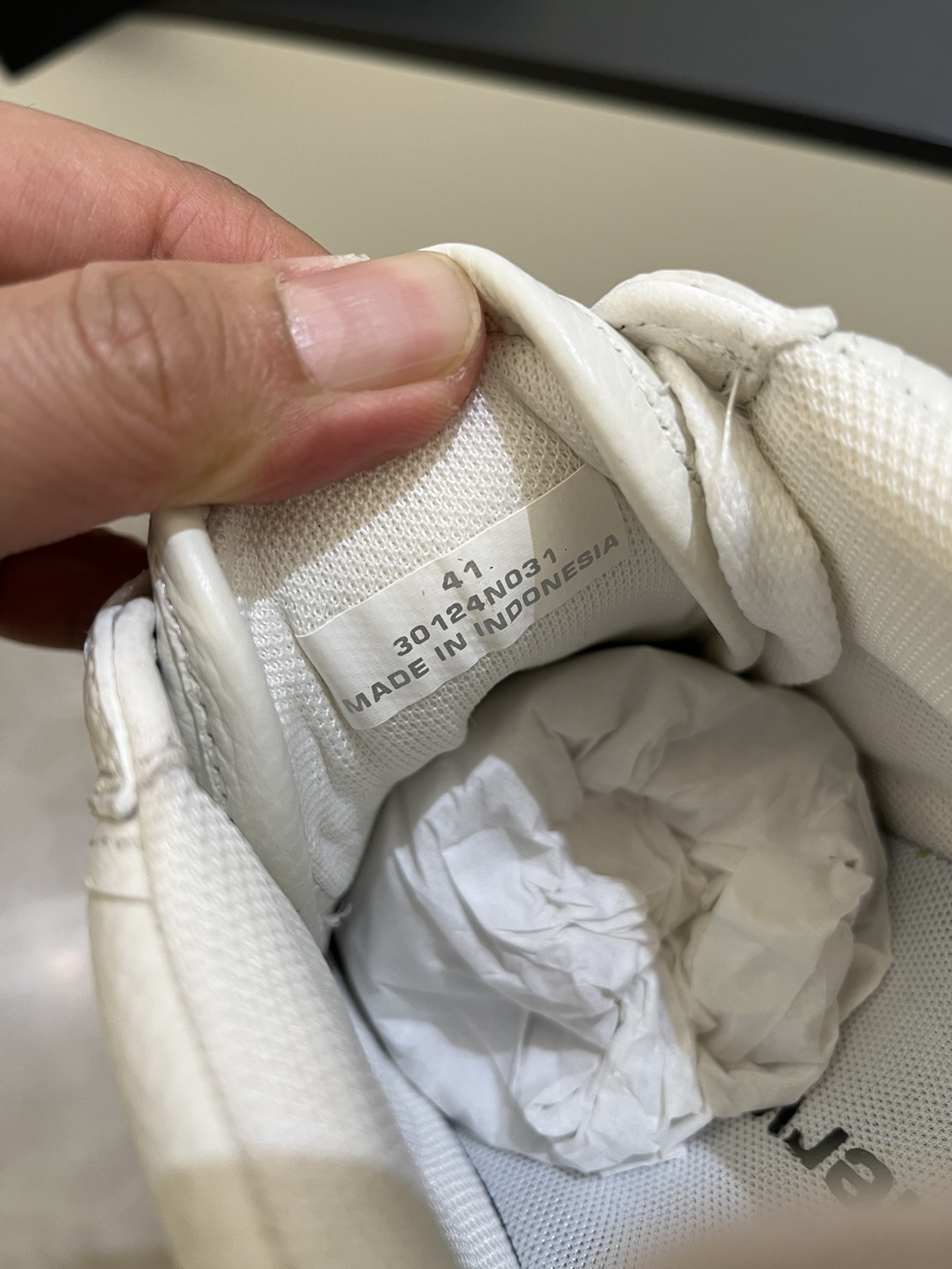 Fashionable Unisex Shoes: Alexanderwang P750 for Women, P775 for Men - 图片 8