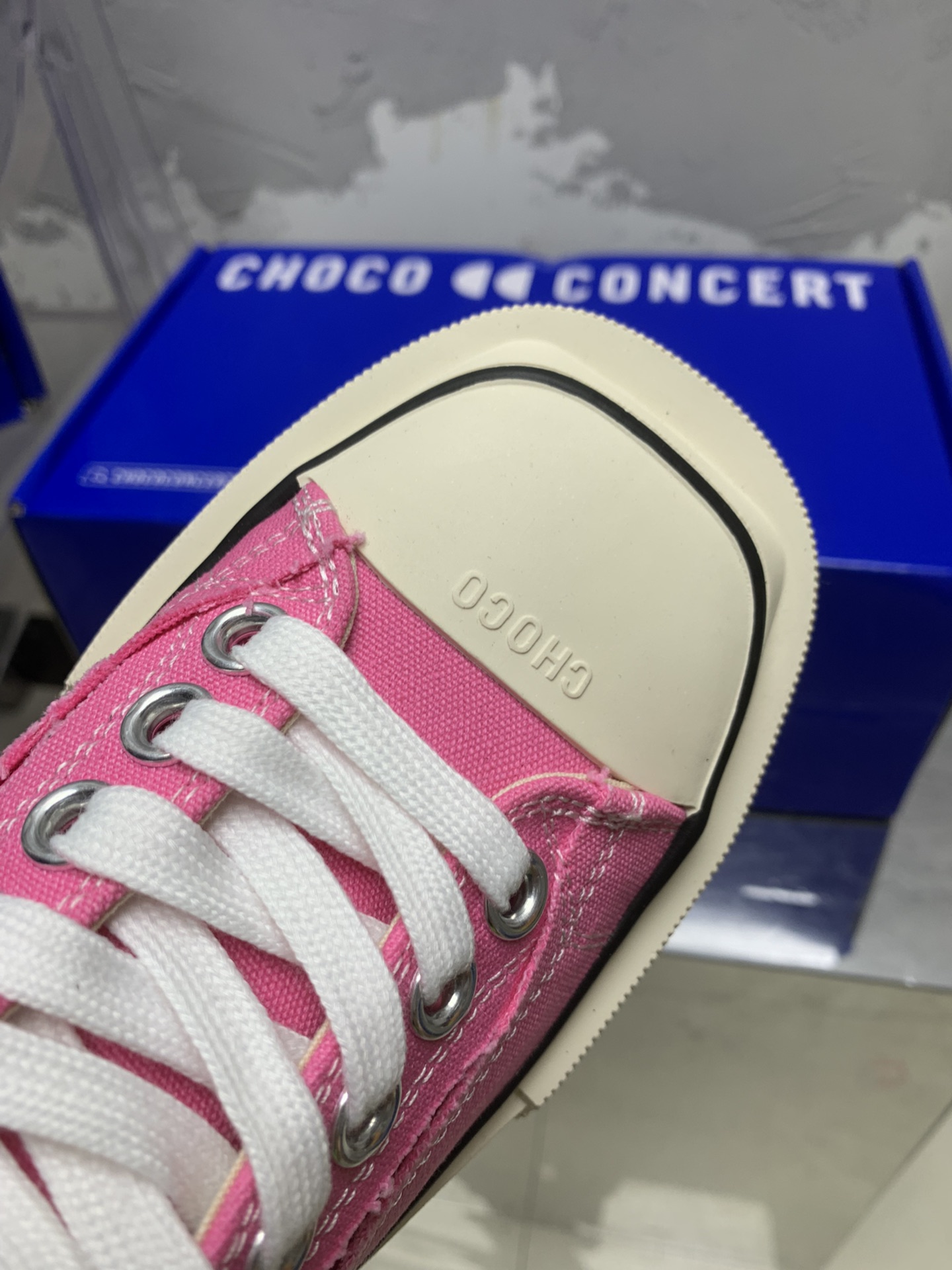 “Exclusive Monopoly Top Edition: Custom Canvas Shoes Collection for 2024” - 图片 8