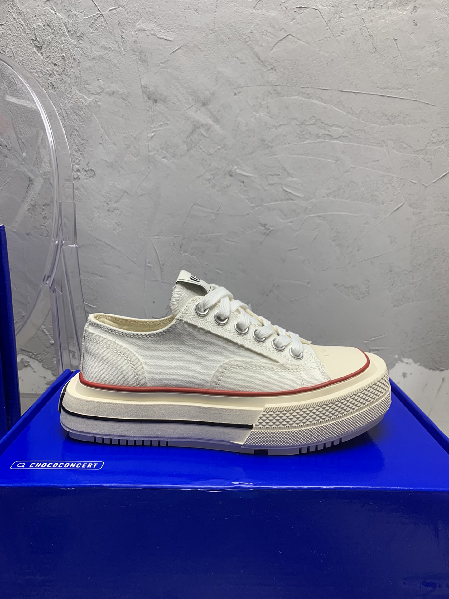 Limited Edition Monopoly Top Edition Plant Collection with Custom Canvas and Flashback Shoes - 图片 6