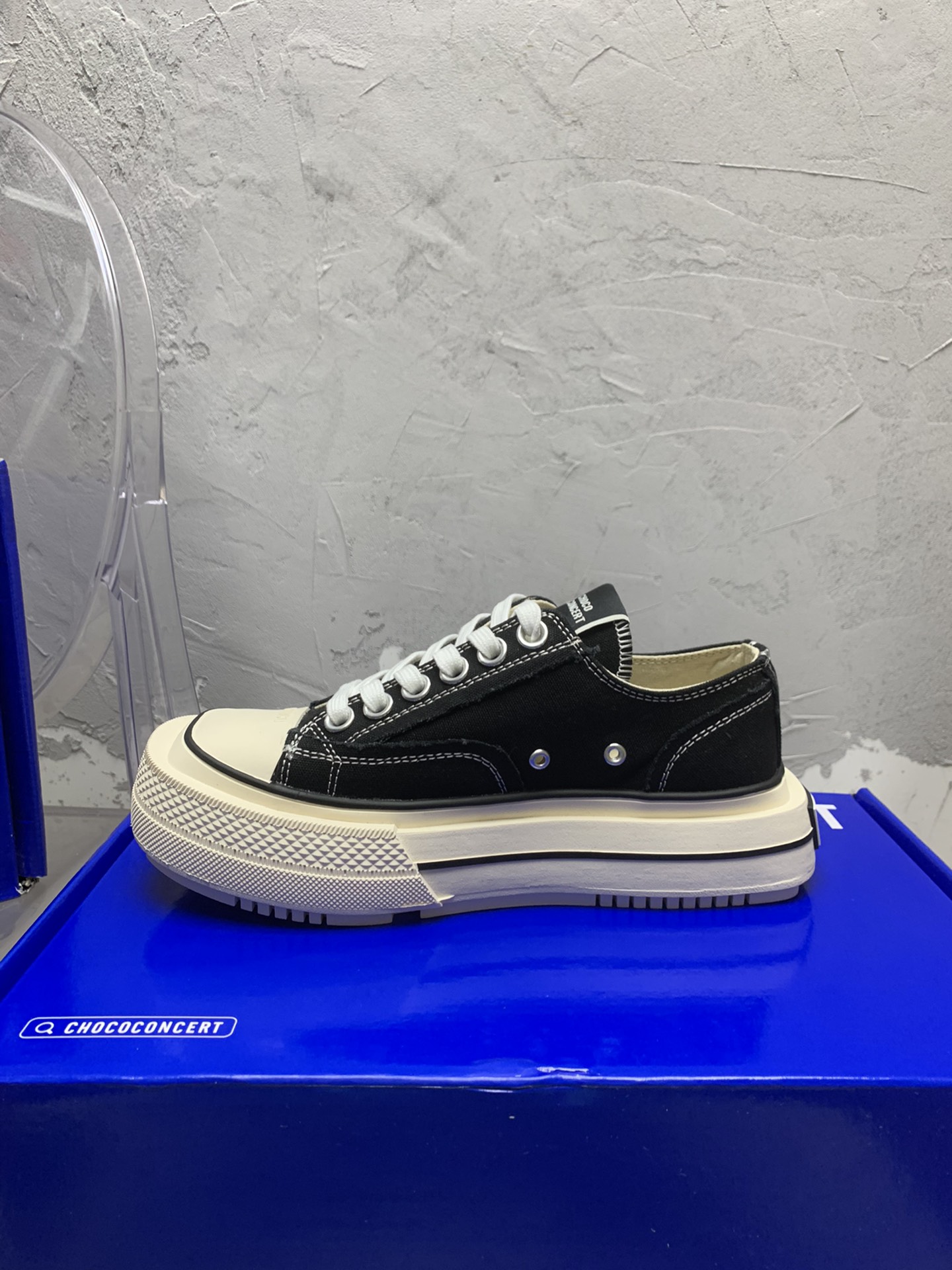 “Exclusive Monopoly Top Edition: Custom Canvas Shoes Collection for 2024” - 图片 7