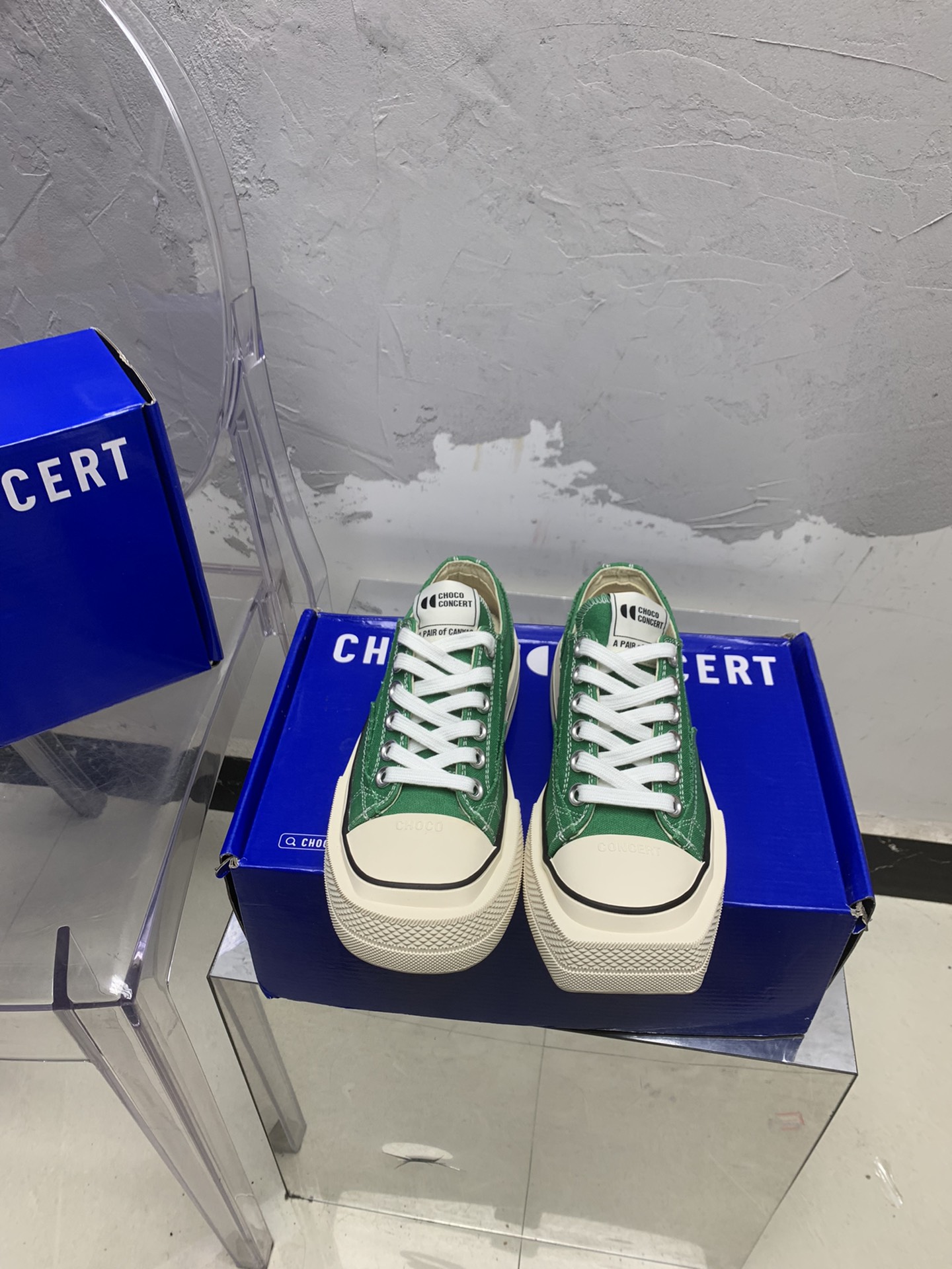 “Exclusive Monopoly Top Edition: Unique Canvas Shoes Collection with Vibrant Design”