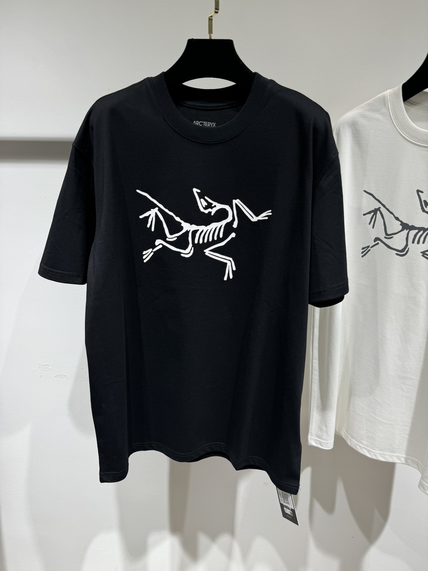 Arcteryx זוֹל
 בגדים חולצה קצרה ניסקס שינה קצרה