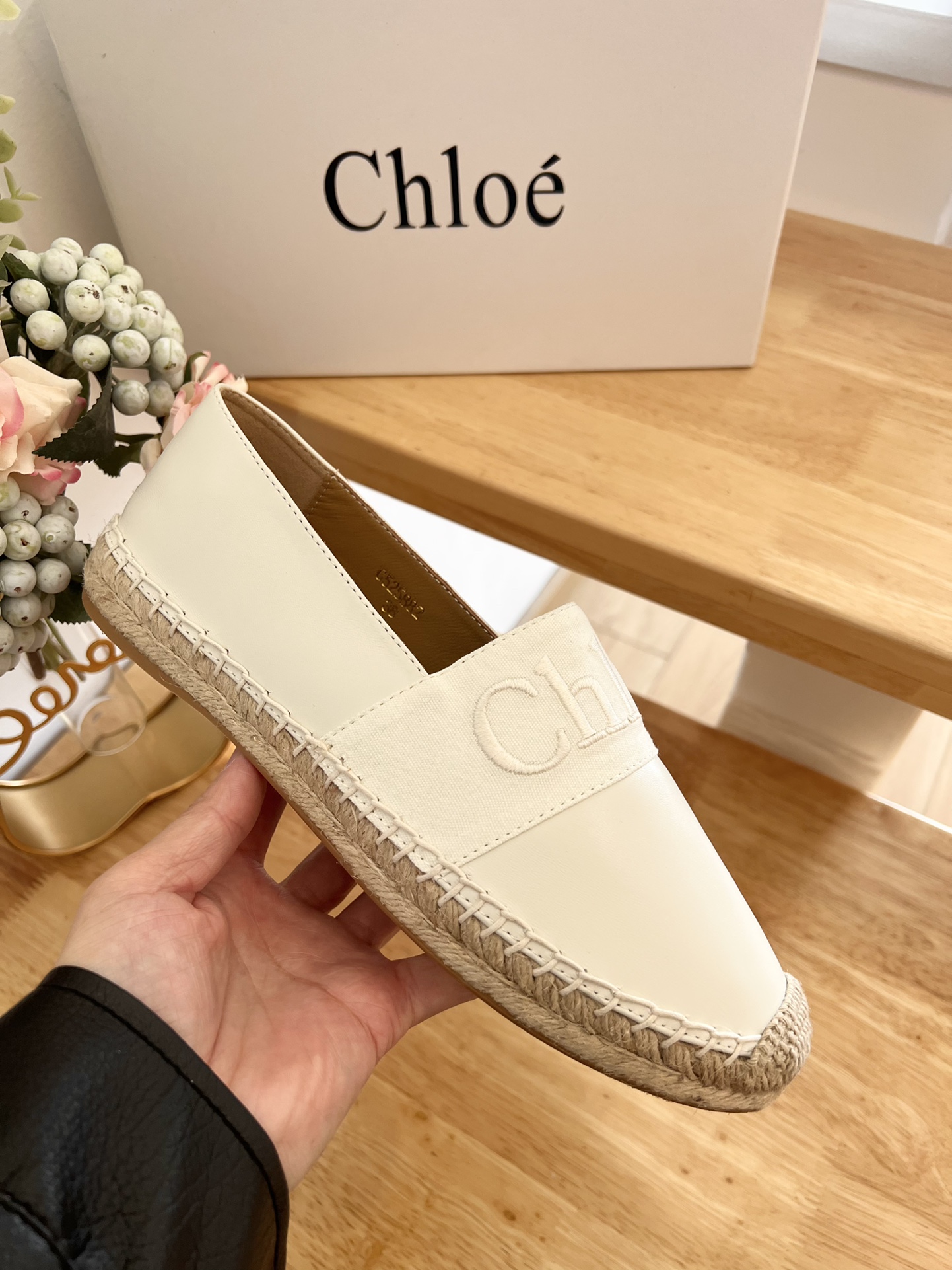 Chloé Woody Logo Leather Espadrilles