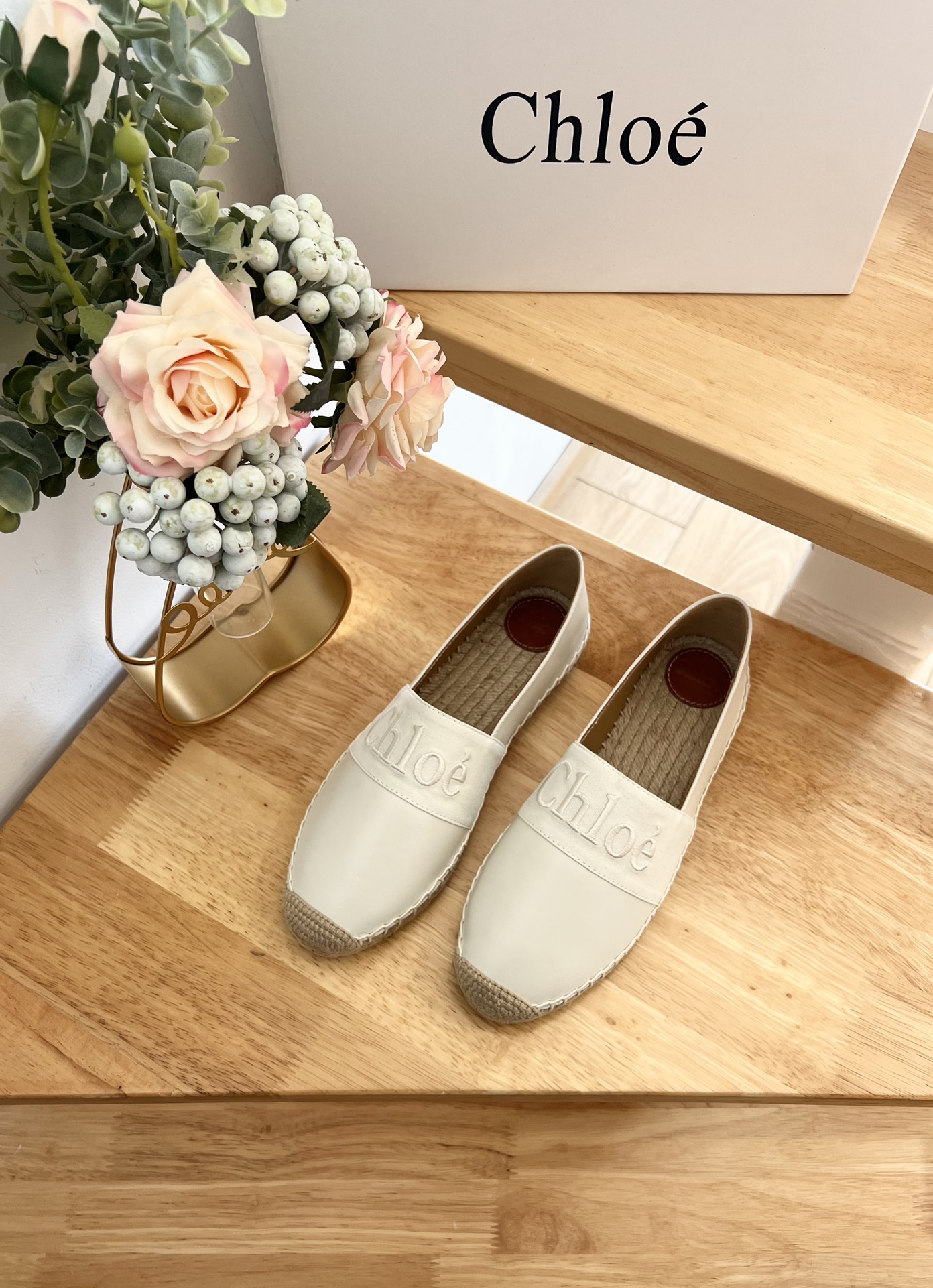 Chloé Woody Logo Leather Espadrilles