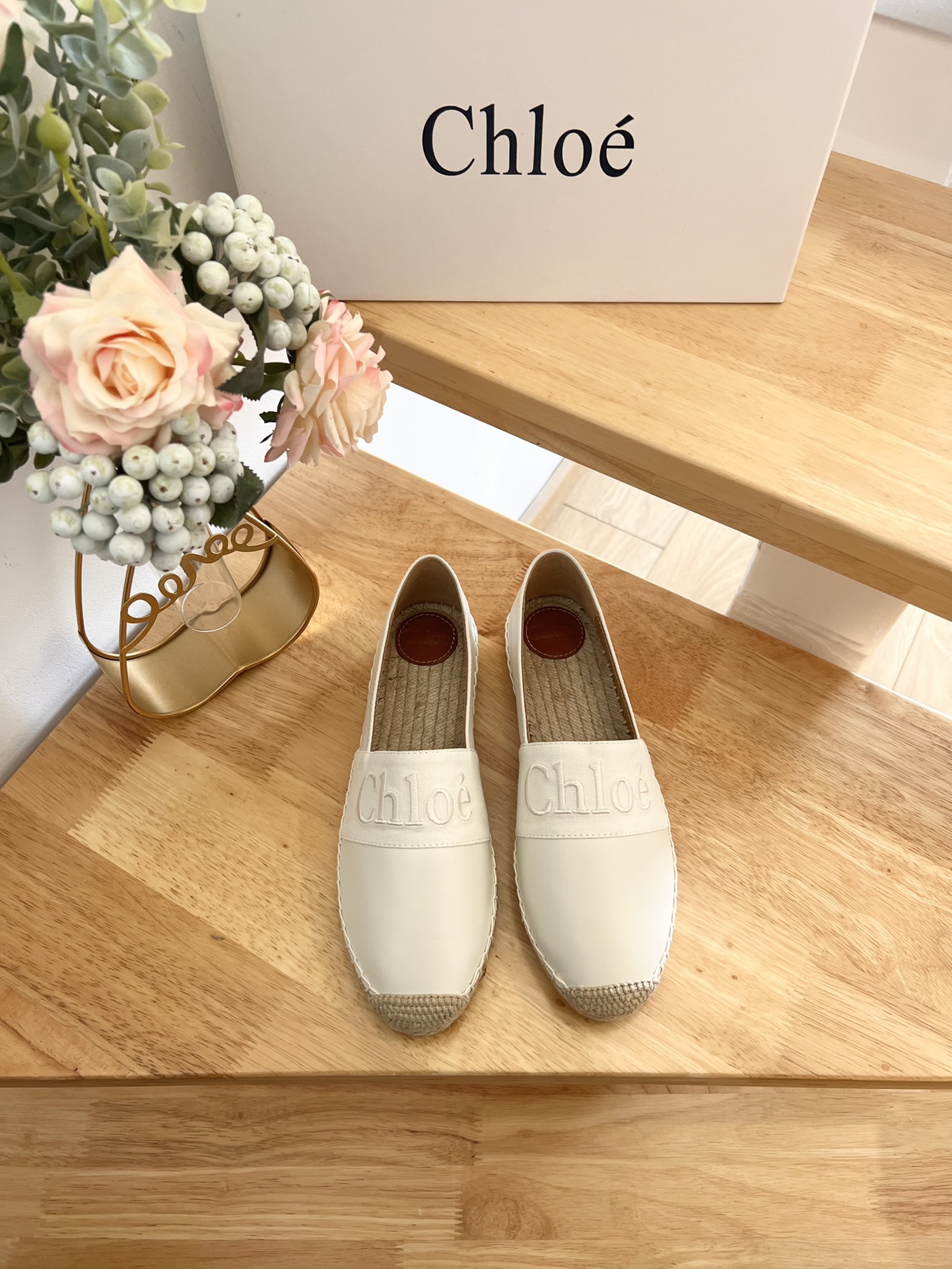 Chloé Woody Logo Leather Espadrilles