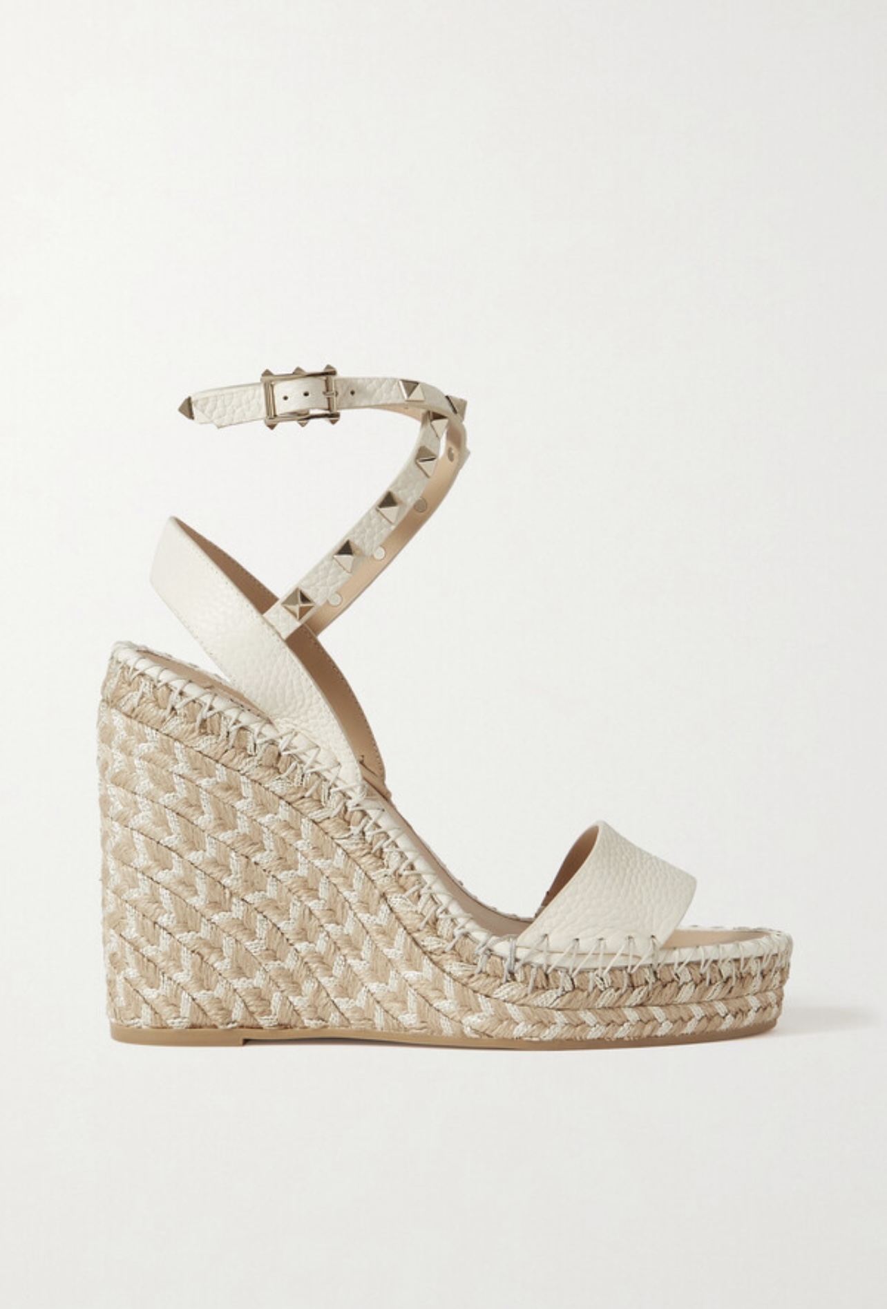 NO:404838,(Official website photo) Valentino Garavani lychee cowhide lace-weed sandals - metal effect process rivet decoration - hemp rope wrapped wedge - adjustable calfskin lace-weed waterproofing platform - Made in Italy -35-41, fisherman's shoes, valentino, sandals, espadrilles, cowhide19860909（官网图） Valentino Garavani 荔枝牛皮系带坡跟凉鞋 - 金属效果工艺处理铆钉装饰 - 麻绳包裹坡跟 - 可调节小牛皮系带 - 坡跟防水台 - 意大利制造 -35-41,渔夫鞋,valentino,sandals,espadrilles,cowhide,Women's Shoes