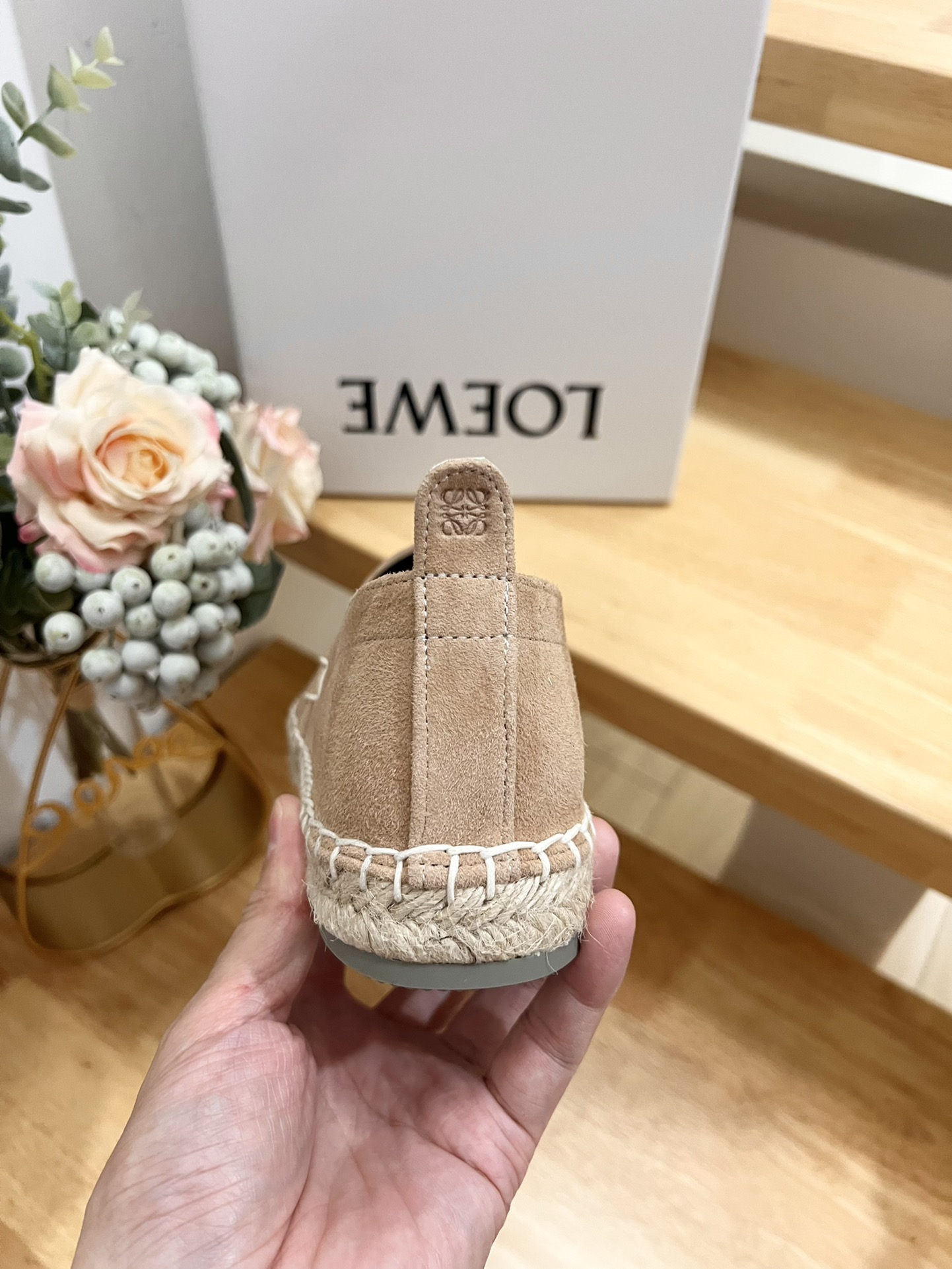 Loewe Women's Espadrille Flats - Lightweight, Comfortable, and Stylish 10 i1717488782 8586 6