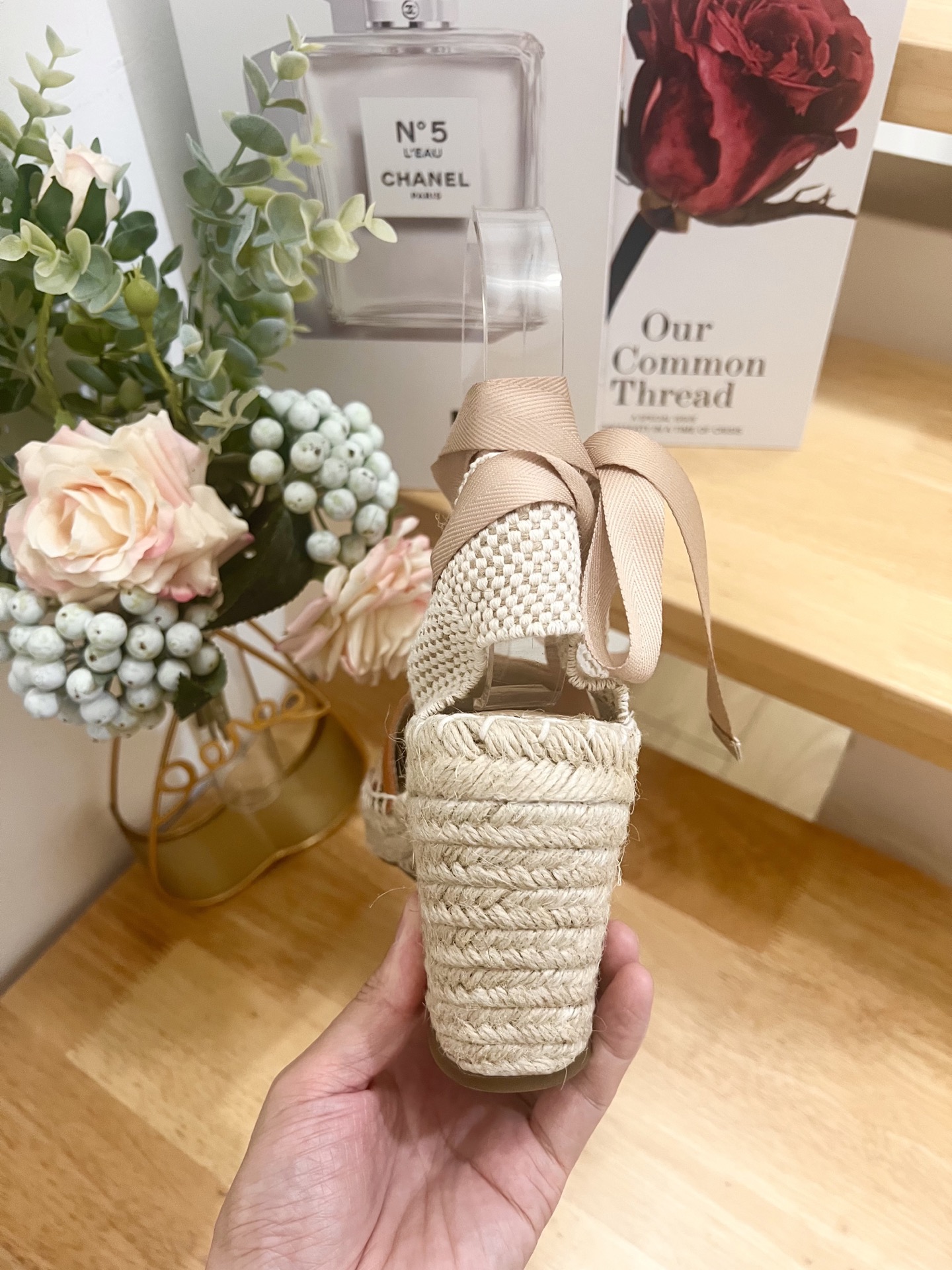 Valentino Garavani Raffia Wedge Espadrilles with Cherry Embroidery 10 i1743006677672 6655 0 8