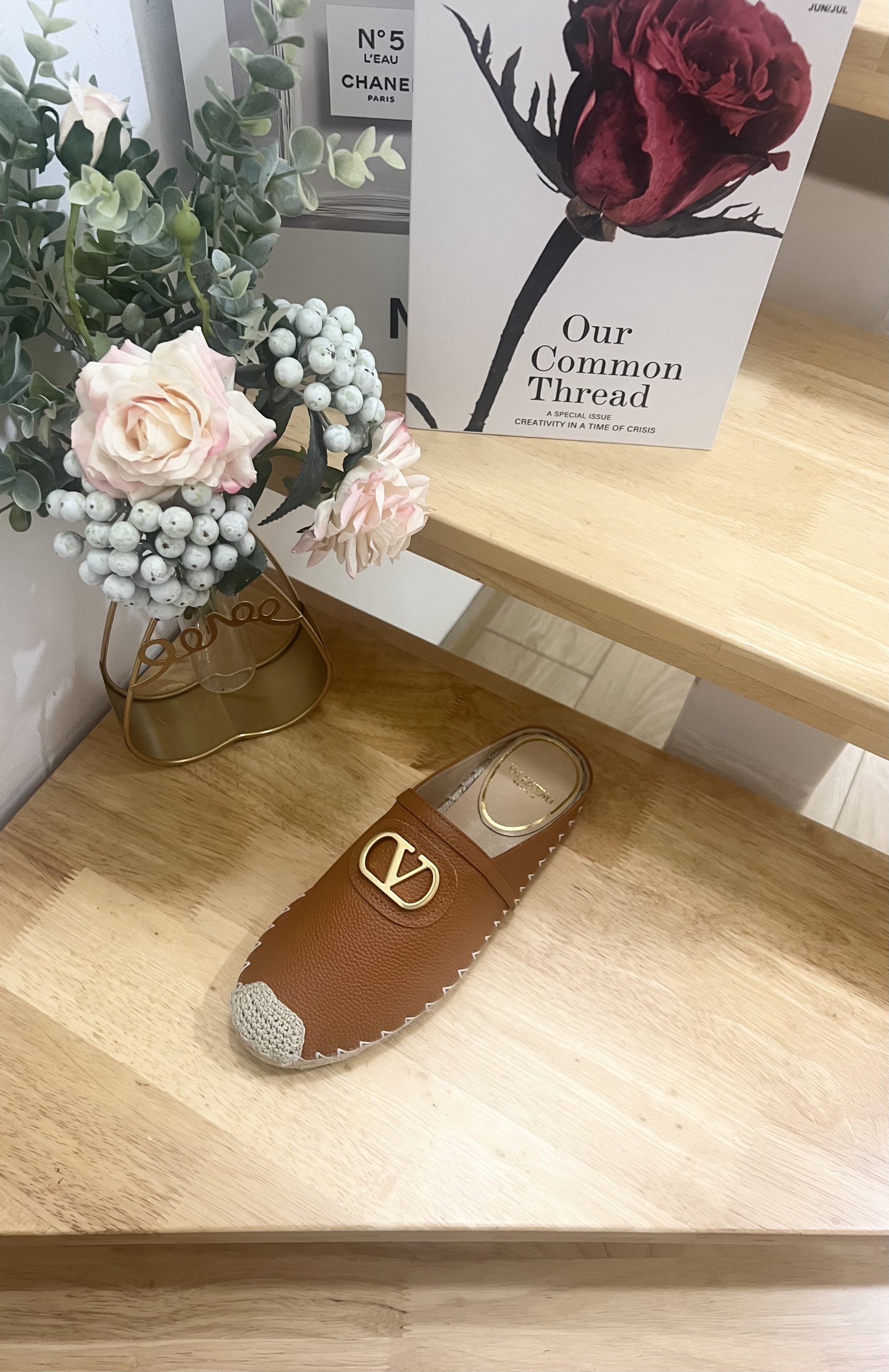 Valentino Garavani V-Logo Leather Espadrille Mules,Gold-Tone Hardware, Italy Made 6 i1744216640289 4346 0 3