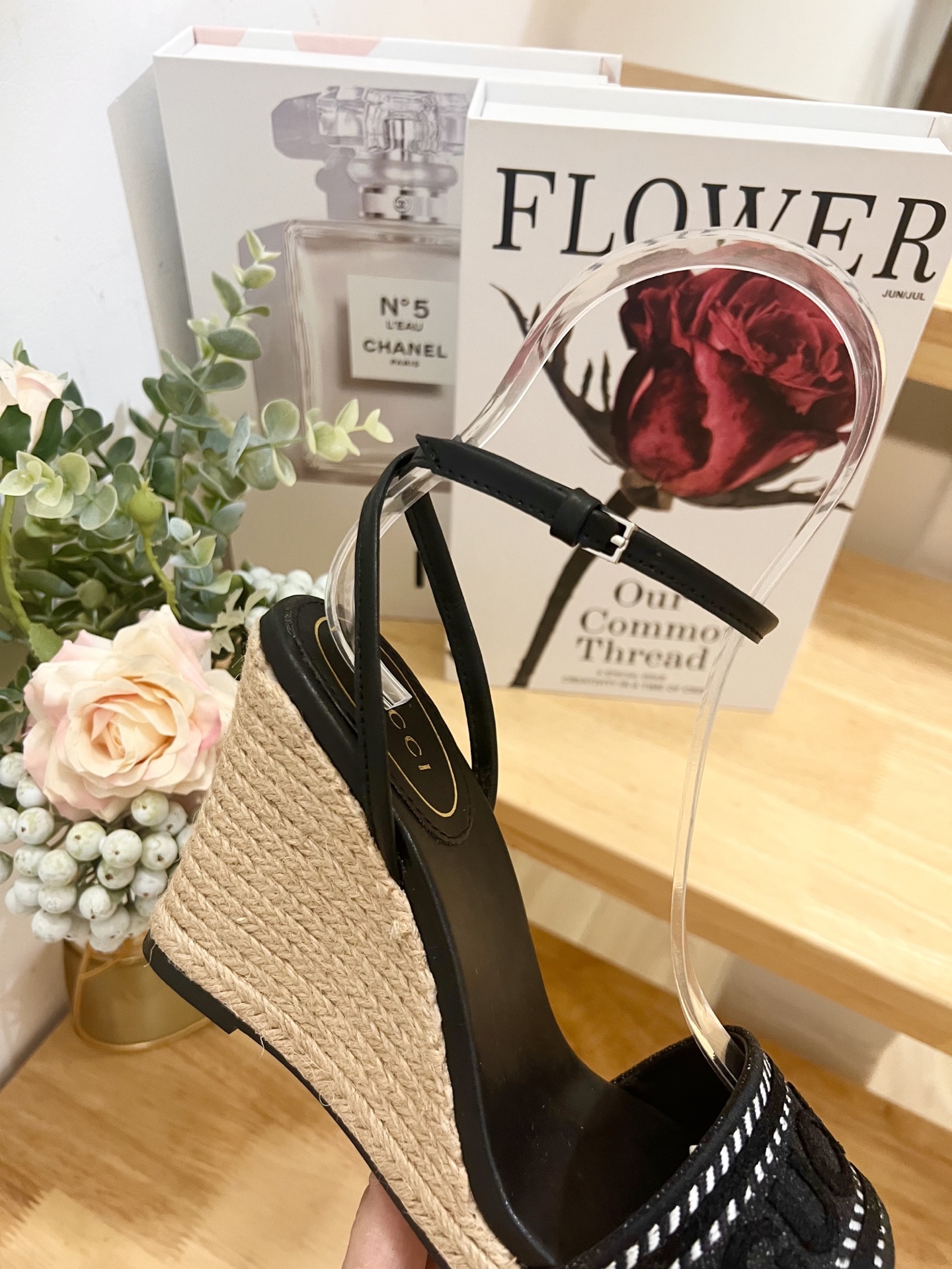 Gucci Women's Ines Embroidered Espadrille Wedge Sandals Black, EU 36-40 8 i1744445025939 1350 0 6