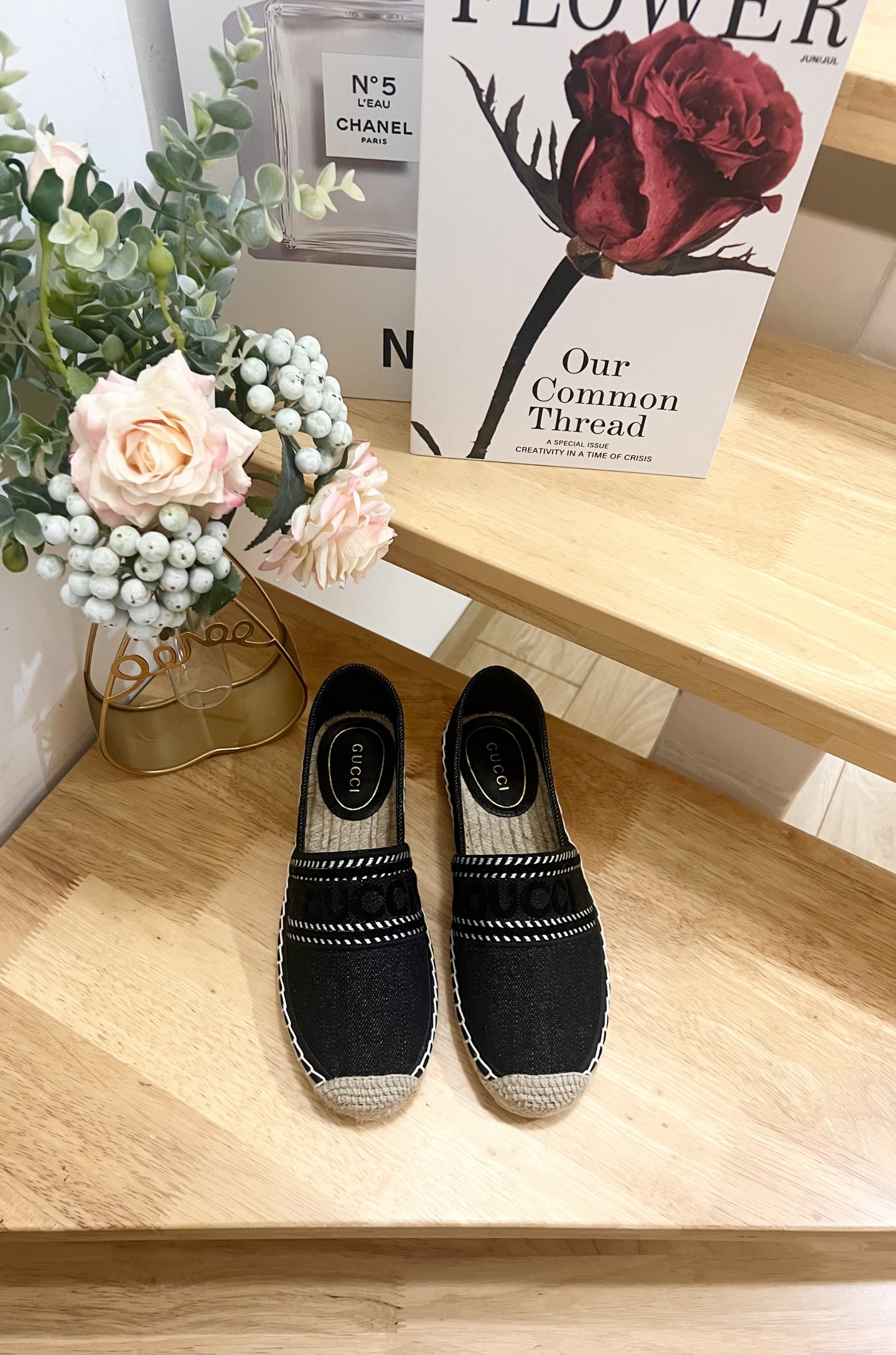 Gucci Ines Embroidered Appliqué Denim Espadrilles - Classic Comfort 3 i1744445322150 5051 0 0