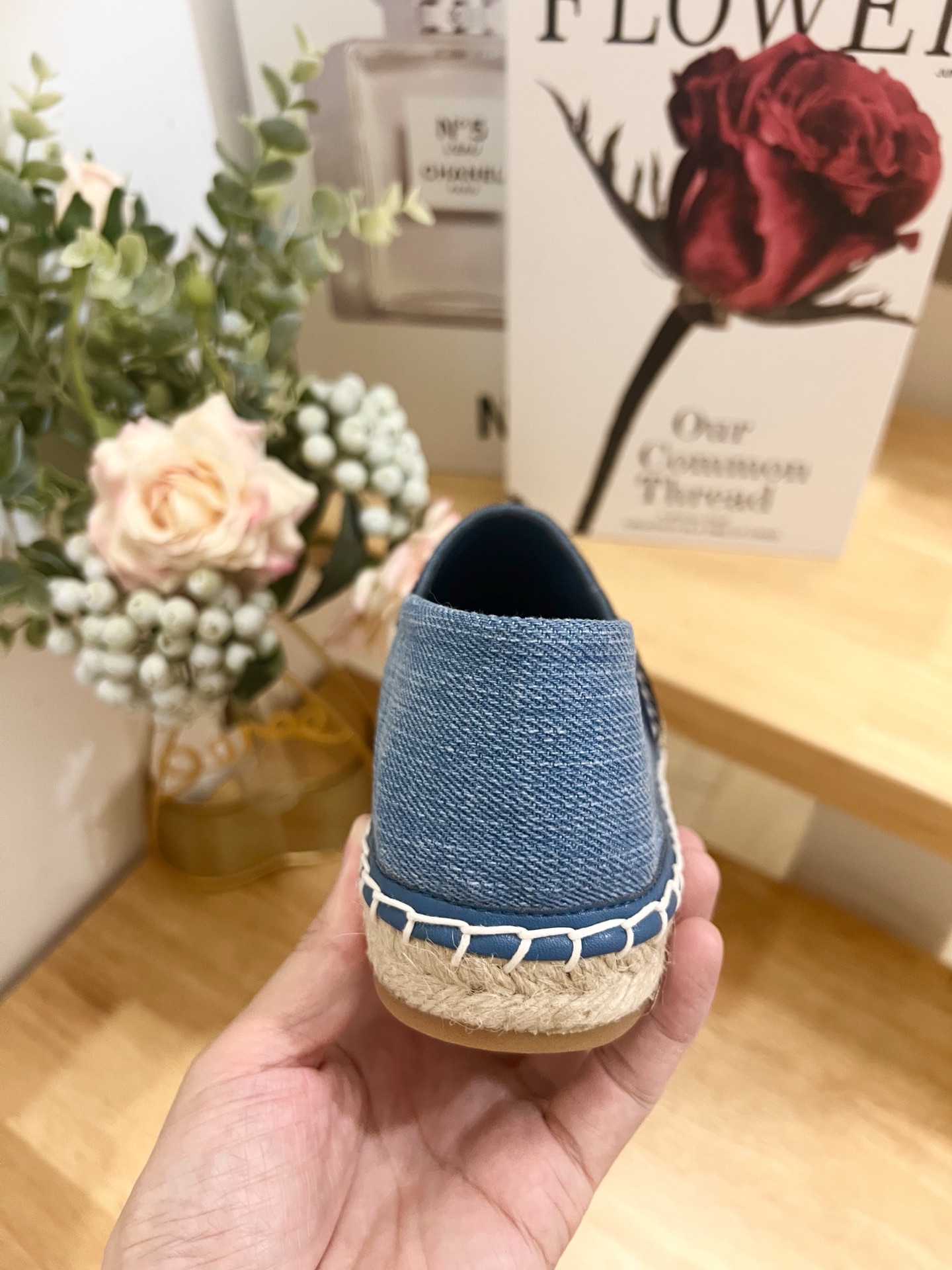 Gucci Ines Denim Espadrilles with Embroidered Appliqué - Slip-on Style 10 i1744445542344 5220 0 8