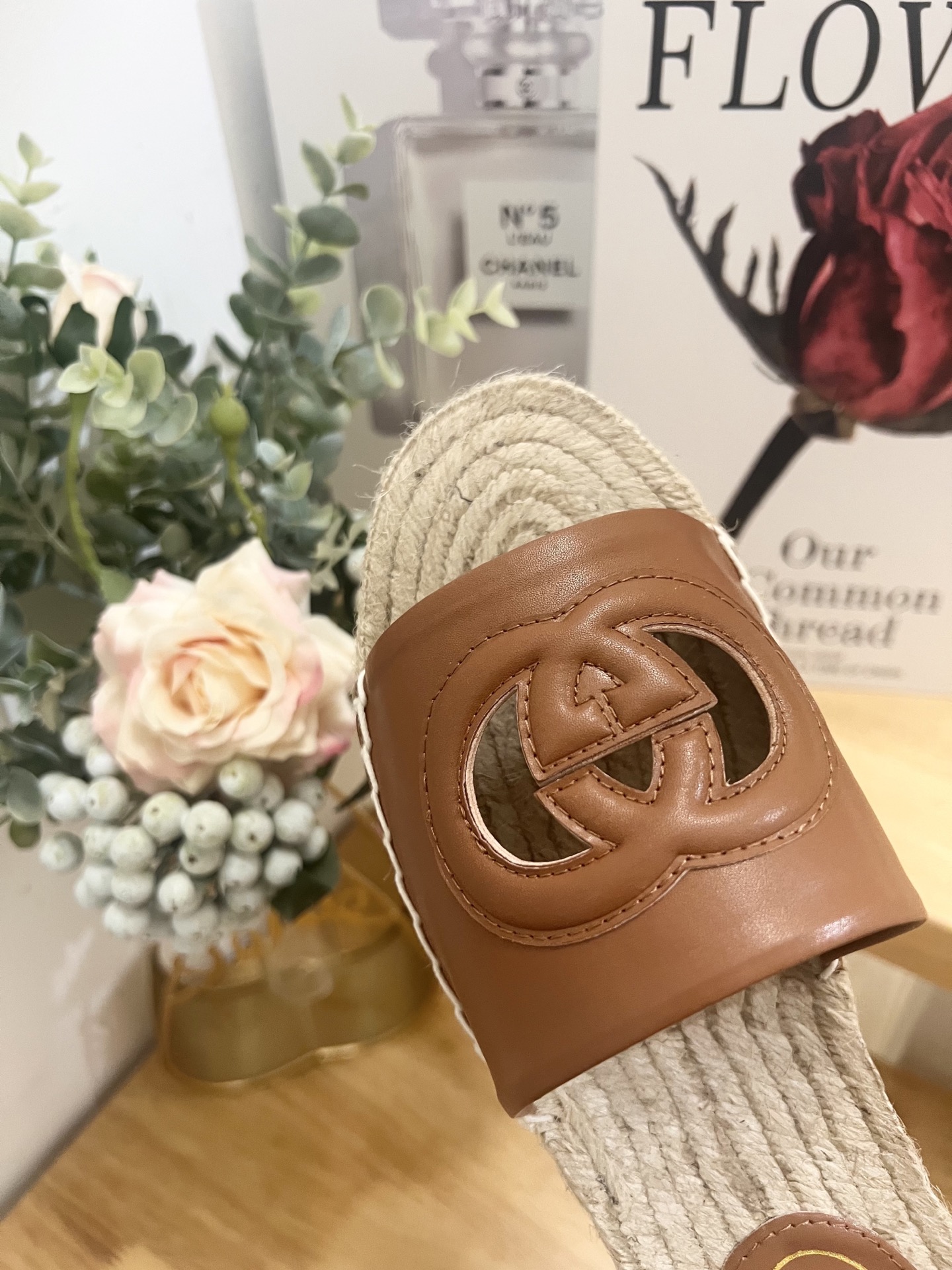 Gucci Interlocking G Cutout Leather & Raffia Espadrille Slides Sandals Brown 9 i1744785055269 494 0 7