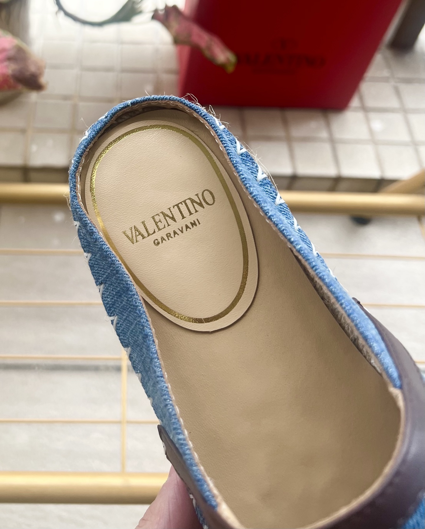 Valentino Mules