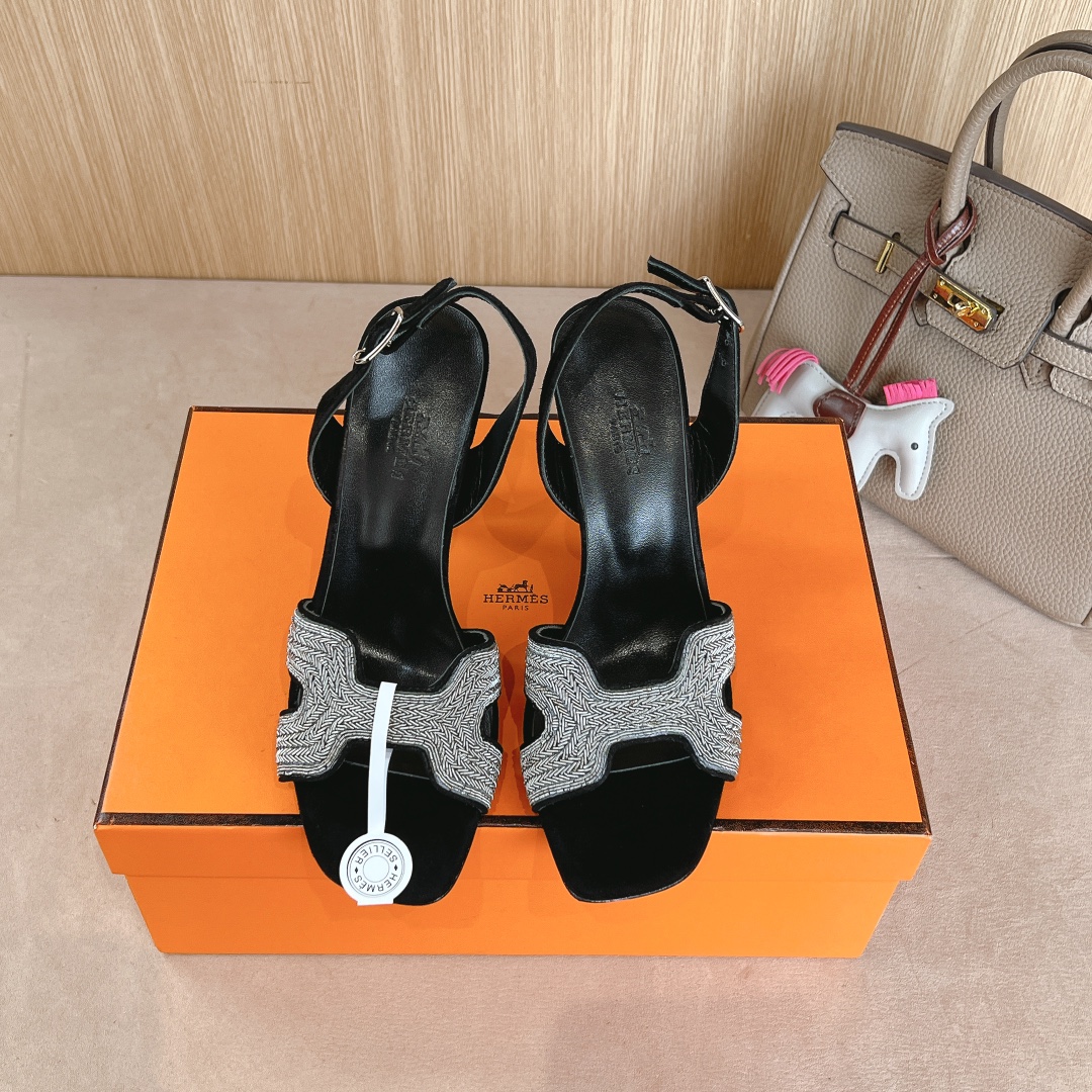 NO:257022,Exclusive Hermes Ella 105 sandal series —————————————————————————————————————————————————————————————————————————————————————————————————————————————————————————————————————————————————————————————————————————————————————————————————————————————————————————————————————————————————————————————————————————————————————————————————————————————————————————————————————————————————————————————————————————————————————————————————————————————————————————————————————————————————————————————————————————————————————————————————————————————————19860909独家狠货Hermes Ella 105凉鞋系列 ———————————时尚又百搭 超级舒服 每个细节都做到极致 原版定制麂皮/内里混种羊皮/原版开模细跟鞋跟/独家开发H鞋面饰品 跟高: 10.5cm 大底原版真皮大底 SIZE34-42（34.40.41.42定制不退不换）,凉鞋,hermes,sandals,sheepskin,chamois leather,Leather soles,Women's Shoes