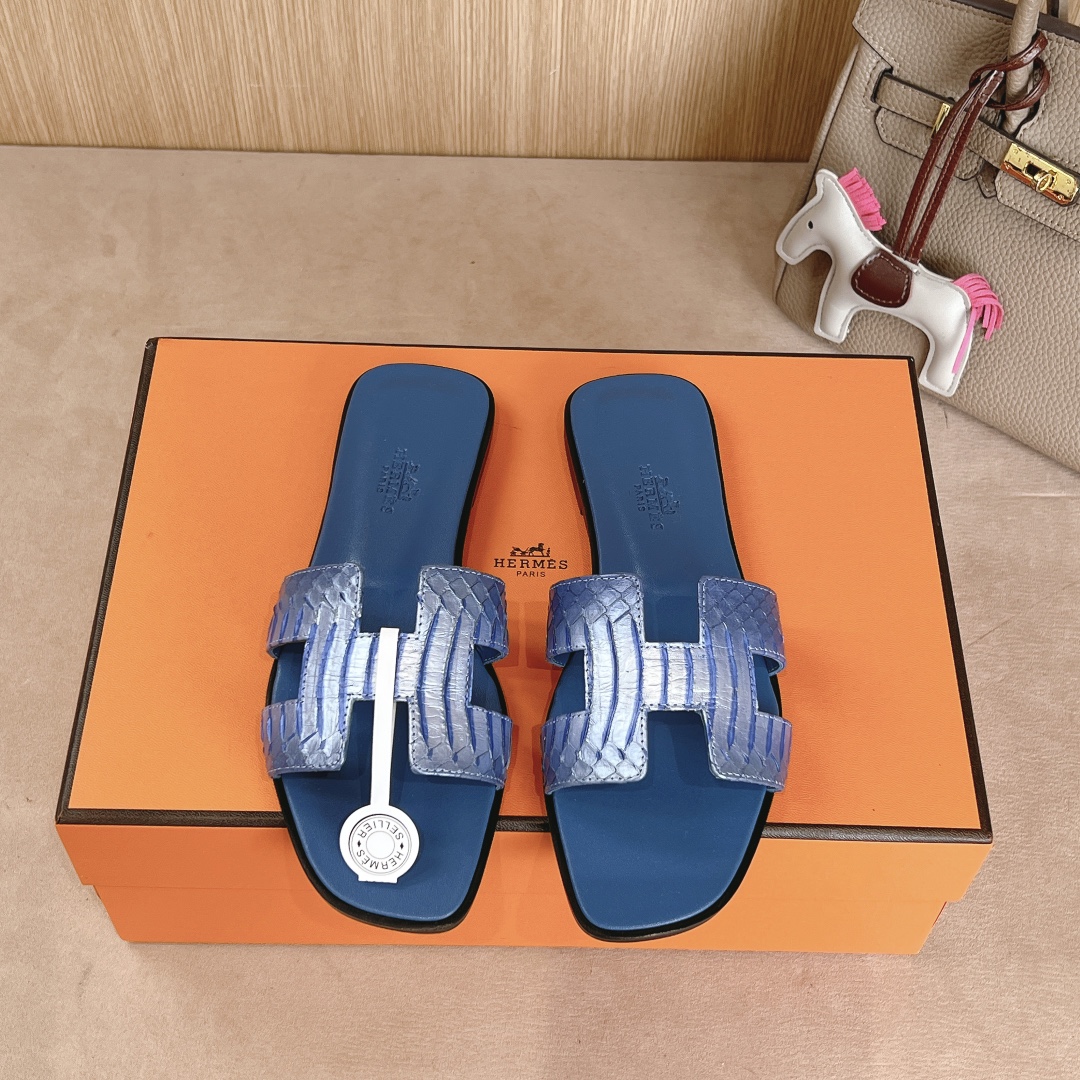 Hermes Oran Sandal: Stylish & Versatile Snake Skin Leather Slides 1 Hermes Oran Sandal: Stylish & Versatile Snake Skin Leather Slides
