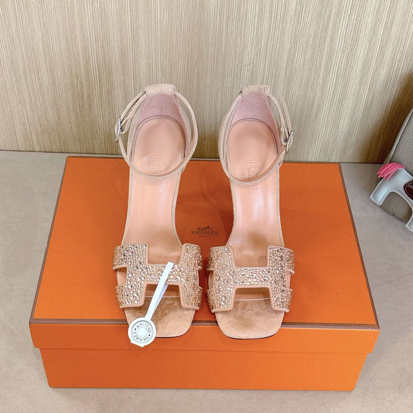 NO:248069,【10.5cm photo】Diamond Hermes Joy 105 high heel sandals————————————————————————————————————————————————————————————————————————————————————————————————————————————————————————————————————————————————————————————————————————————————————————————————————————————————————————————————————————————————————————————————————————————————————————————————————————————————————————————————————————————————————————————————————————————————————————————————————————————————————————————————————————————————————————————————————————————————————————————————————19860909【10.5cm组图】钻面Hermes 爱马仕 Joy 105高跟凉鞋———————————时尚又百搭 搭配H鞋头 超级舒服 每个细节都做到极致 搭配同色调标志性纯鞋扣 设计简约流畅 打造时尚柔美造型 原版小牛皮原版1:1独家私模鞋跟/原版真皮大底  跟高:10.5cm 7cm 4cm 三个跟高 SIZE34-43（34.40.41.42.43定制不退不换）,高跟鞋凉鞋,hermes,hermes,sandals,high heels,cowhide,Leather soles,Women's Shoes