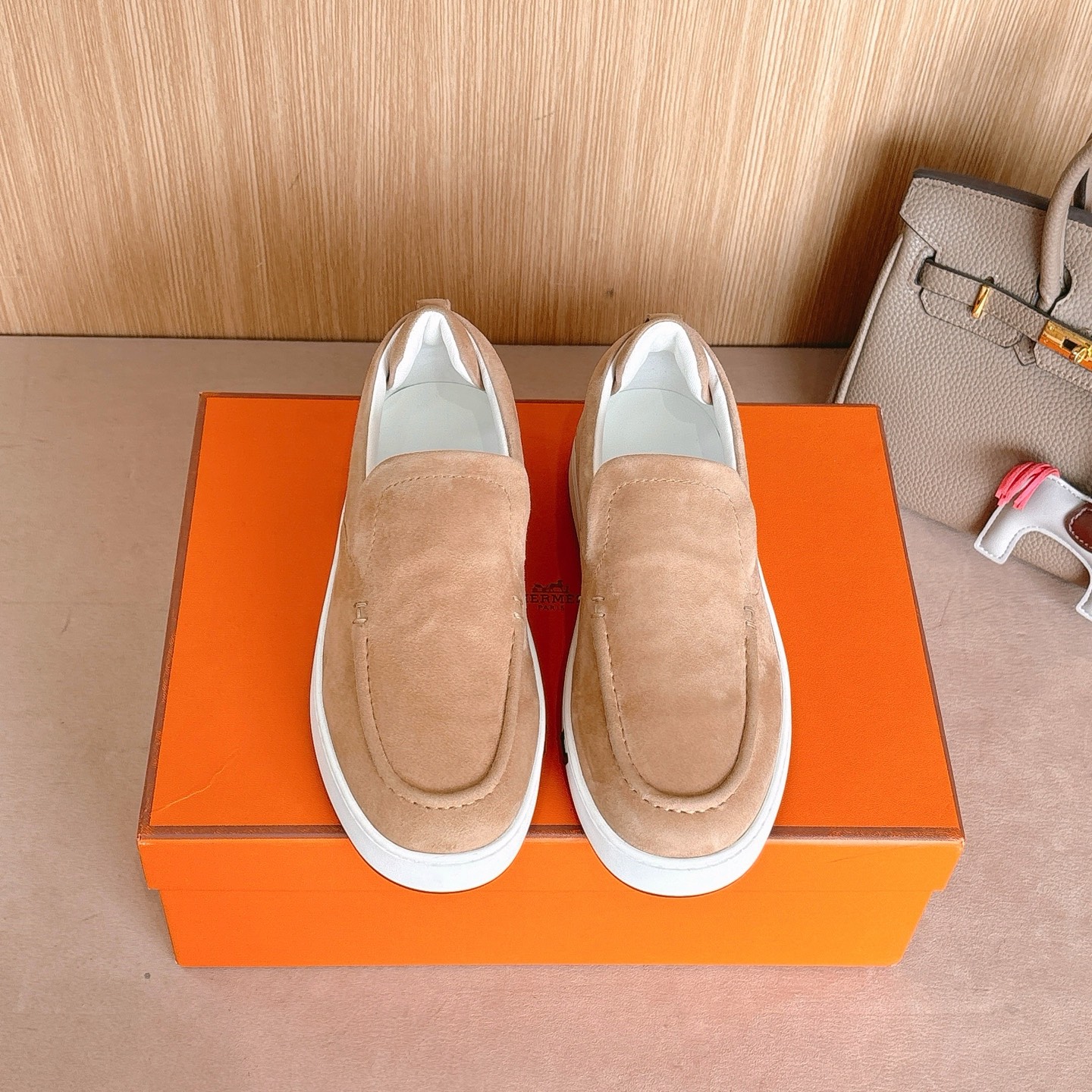 NO:248012,Women's 50 Hermes Kid sneakers series —————————————————————————————————————————————————————————————————————————————————————————————————————————————————————————————————————————————————————————————————————————————————————————————————————————————————————————————————————————————————————————————————————————————————————————————————————————————————————————————————————————————————————————————————————————————————————————————————————————————————————————————————————————————————————————————————————————————————————————————————————————————————19860909女款男款50Hermes Kid 运动鞋系列 ———————————时尚又百搭 上脚超级舒服 每个细节都做到极致 独家定制私模纯钢带保护膜Kelly五金扣件/原版定制麂皮/小牛皮/内里混种羊皮/独家私模Tpr大底 Size:女35-41 男39-45,乐福鞋,hermes,loafers,sneakers,cowhide,sheepskin,chamois leather,Women's Shoes