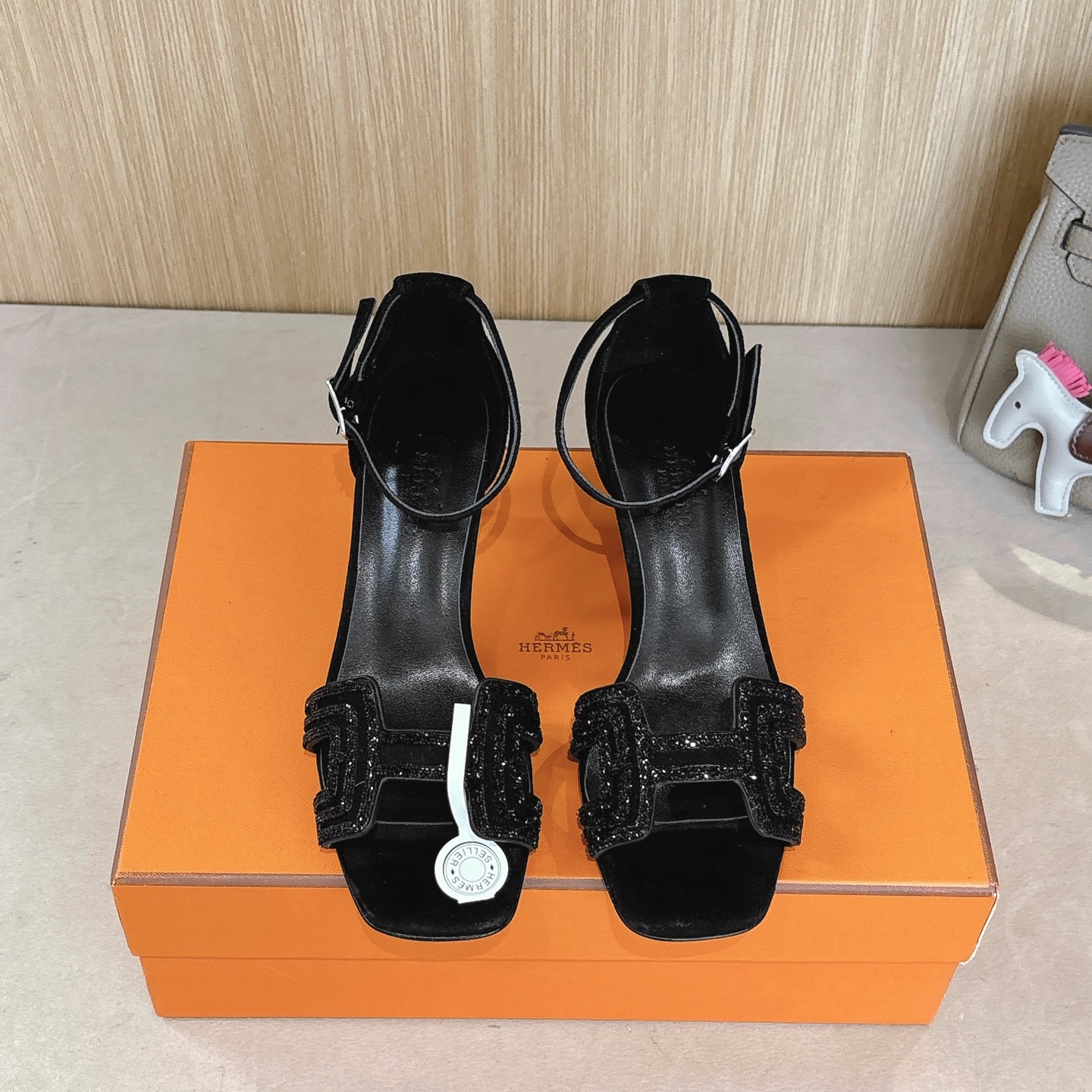 NO:246680,【7cm photo】Hermes Joy 70 high-heel sandals——————————————————————————————————————————————————————————————————————————————————————————————————————————————————————————————————————————————————————————————————————————————————————————————————————————————————————————————————————————————————————————————————————————————————————————————————————————————————————————————————————————————————————————————————————————————————————————————————————————————————————————————————————————————————————————————————————————————————————————————————————————19860909【7cm组图】Hermes 爱马仕 Joy 70高跟凉鞋———————————时尚又百搭 搭配H鞋头 超级舒服 每个细节都做到极致 搭配同色调标志性纯鞋扣 设计简约流畅 打造时尚柔美造型 原版小牛皮原版1:1独家私模鞋跟/原版真皮大底  跟高:10.5cm 7cm 4cm 三个跟高 SIZE34-43（34.40.41.42.43定制不退不换）,高跟鞋,hermes,hermes,sandals,high heels,cowhide,Leather soles,Women's Shoes