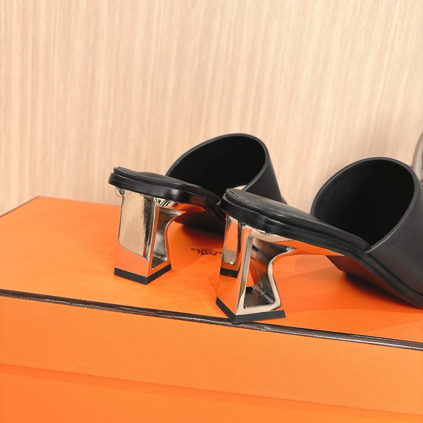 Hermes Kylie 60 Leather Heeled Sandals, Stylish and Comfortable 10 i1746209074560 6454 0 8