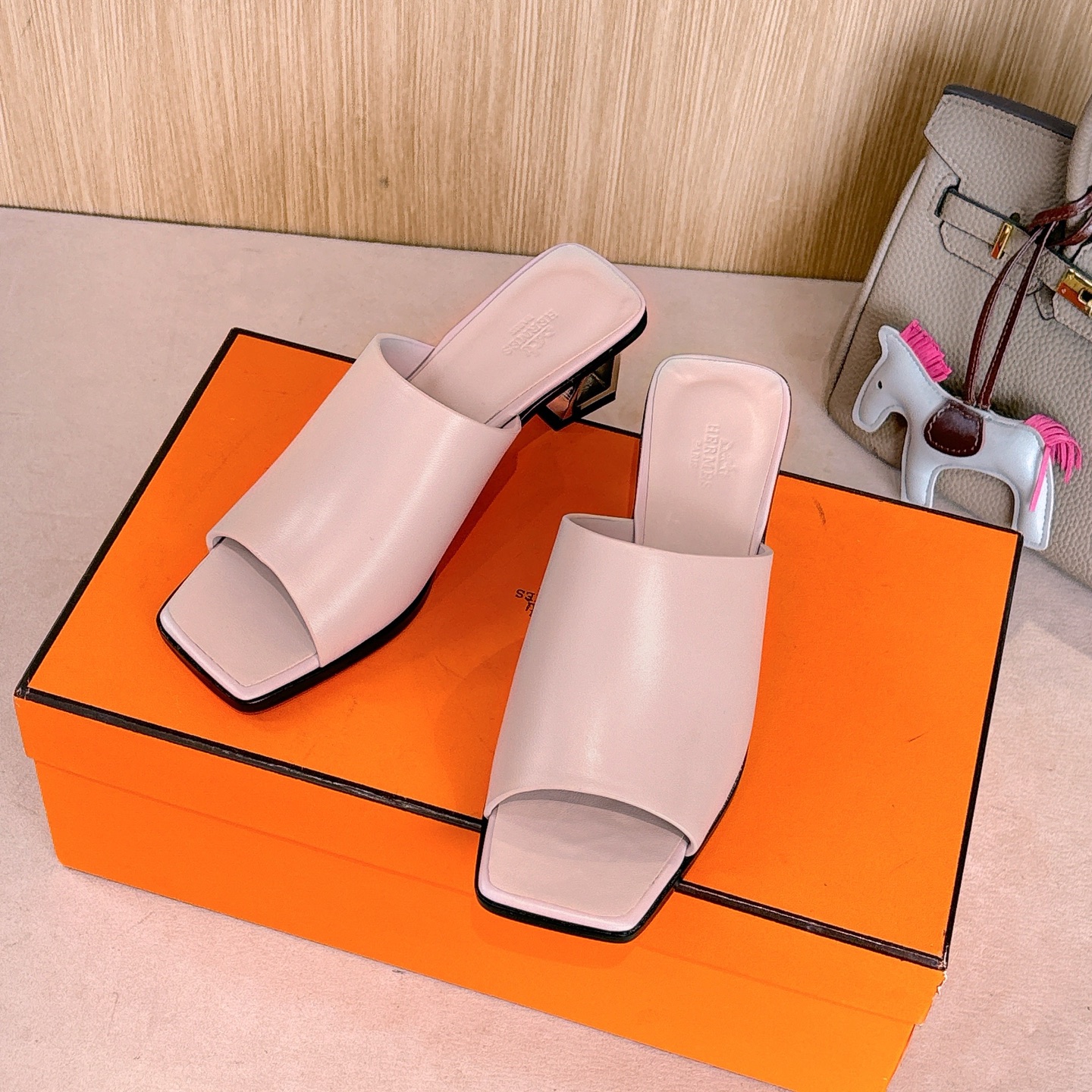 Hermes Kylie 60 Leather Heeled Sandals, Stylish and Comfortable 2 i1746209086637 2185 0 1