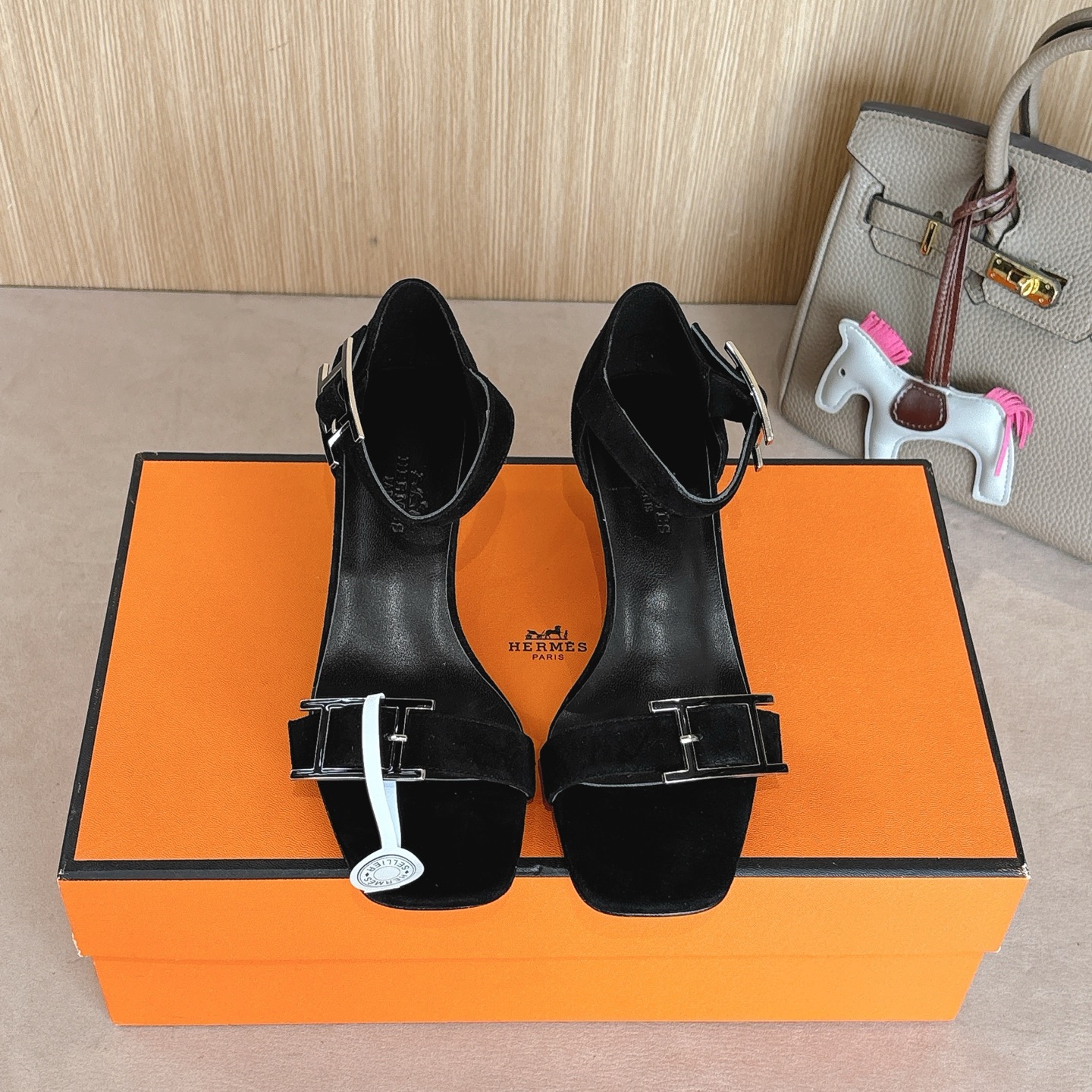 NO:265165,【4.5cm photo】New color Hermes Judy 105 high heel sandals———————————————————————————————————————————————————————————————————————————————————————————————————————————————————————————————————————————————————————————————————————————————————————————————————————————————————————————————————————————————————————————————————————————————————————————————————————————————————————————————————————————————————————————————————————————————————————————————————————————————————————————————————————————————————————————————————————————————————————————————————————19860909【4.5cm 组图】新配色Hermes 爱马仕 Judy 105高跟凉鞋———————————时尚又百搭 搭配Hapi鞋扣 超级舒服 每个细节都做到极致 搭配同色调标志性纯鞋扣 设计简约流畅 打造时尚柔美造型 原版小牛皮原版1:1独家私模鞋跟/原版真皮大底  跟高:10.5cm 7cm 4.5cm 三个跟高 SIZE34-43（34.40.41.42.43定制不退不换）,高跟鞋凉鞋,hermes,hermes,sandals,high heels,cowhide,Leather soles,Women's Shoes