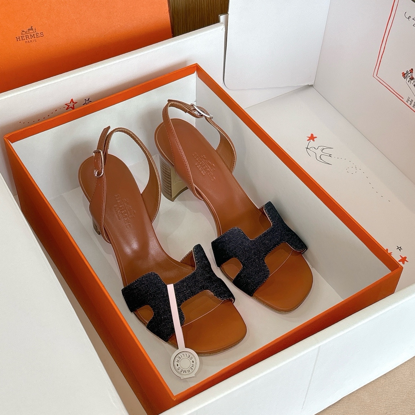 NO:692696,Hermes Eremite 80 Sandals Series——————————Fashionable and versatile Super comfortable Every detail is made to the extreme Original swift palm print leather Original 1:1 exclusive private mold heel (original disassembly of private mold heel, the only correct version on the market, can be compared with ZP) Original leather combination outsole Heel height 8cm  SIZE34~42 (34.40.41.42 customized, non-returnable and non-exchangeable), high heels and sandals, hermes, hermes, stuart weitzman, sandals, high heels19860909Hermes 爱马仕 Eremite 80凉鞋系列———————————时尚又百搭 超级舒服 每个细节都做到极致 原版swift掌纹皮 原版1:1独家私模鞋跟（原版拆解私模鞋跟,市场唯一正确版本,可对比ZP）原版真皮组合大底  跟高8cm SIZE34~42（34.40.41.42定制不退不换）,高跟鞋凉鞋,hermes,hermes,stuart weitzman,sandals,high heels,Women's Shoes