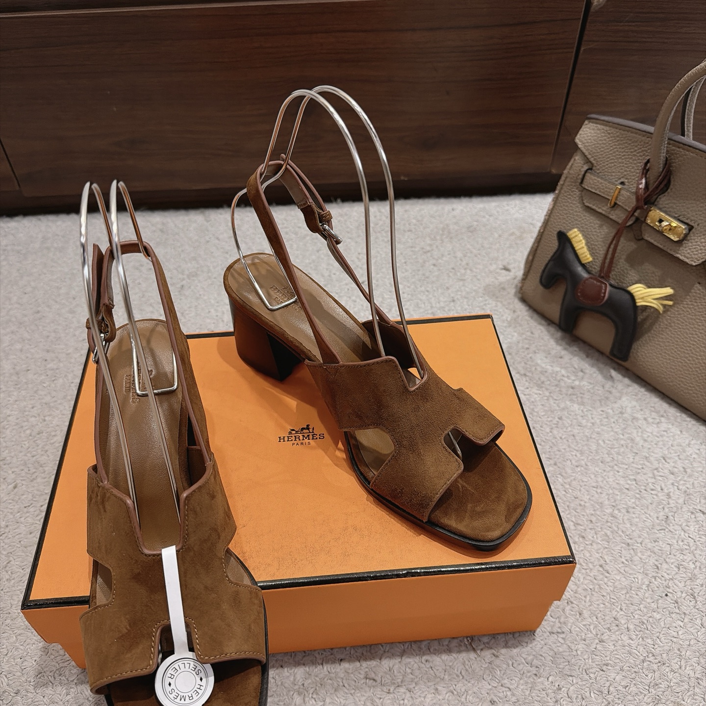 HERMES Brown Helia Sandals