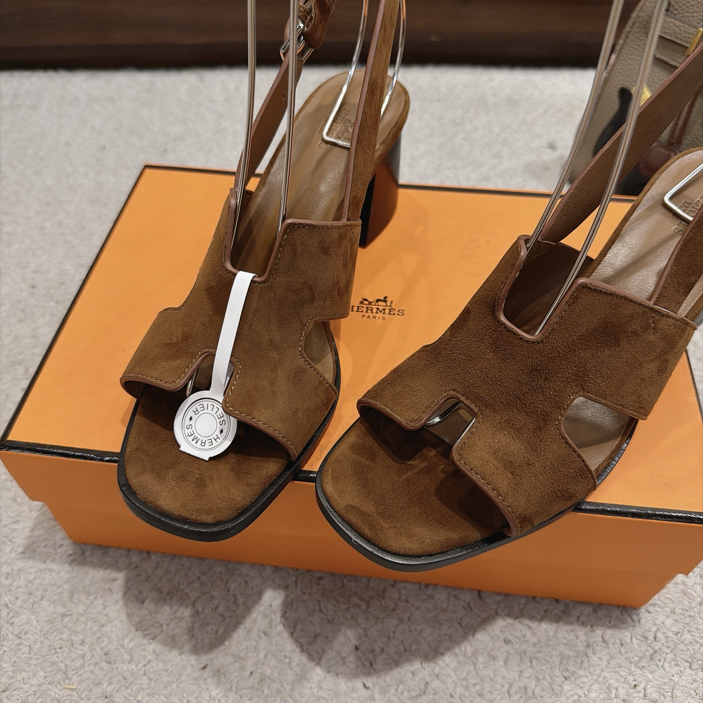 HERMES Brown Helia Sandals