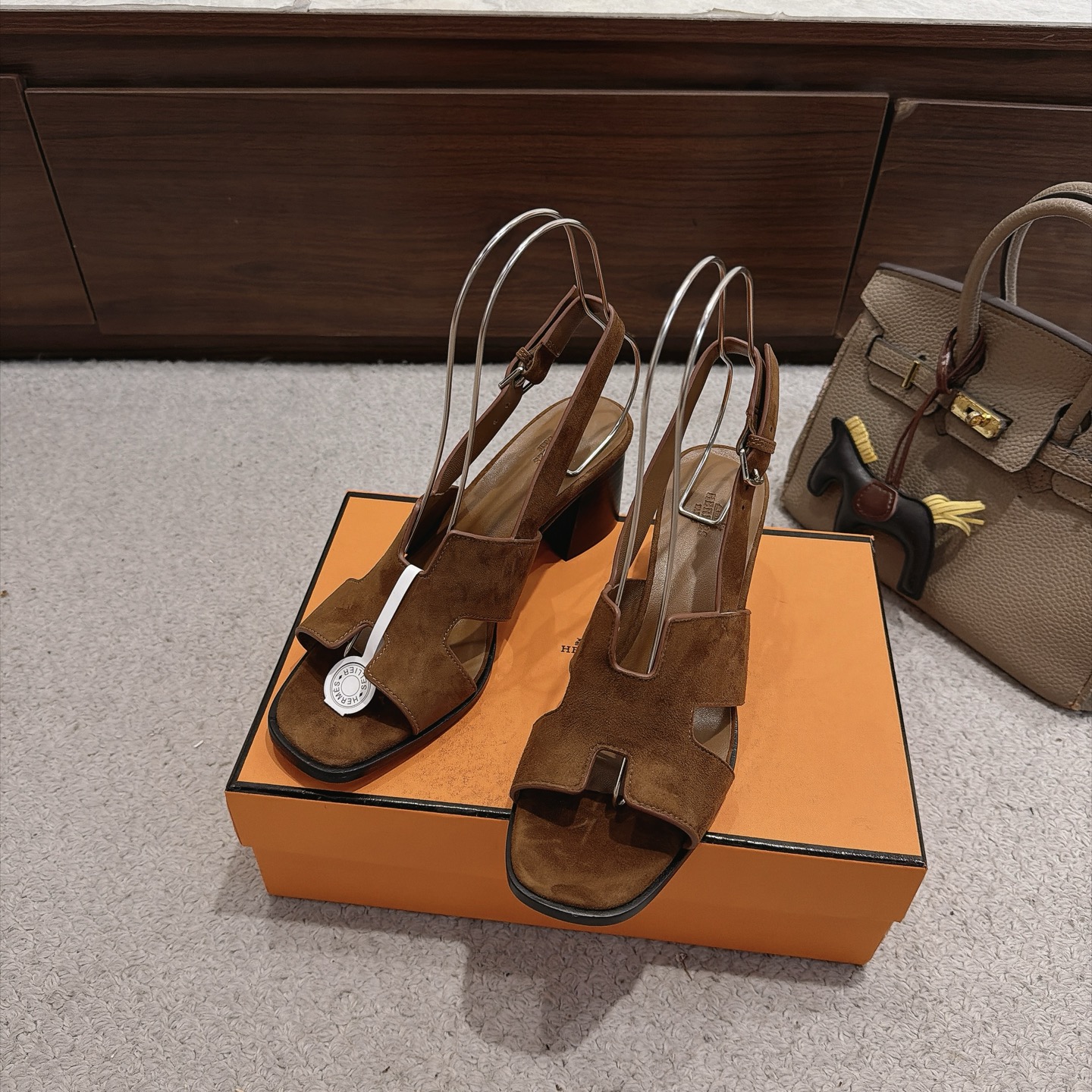 HERMES Brown Helia Sandals