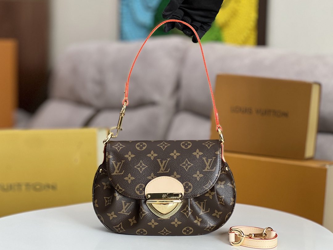 NO:209900,Top original single-variable chip all-steel hardware model M13617 presbyopia underarm bag ingot bag series Sunset handbag focus Monogram Denim canvas. This material is made with multiple craftsmanship to create a unique look, and the brand buckle adds attention to the style. Yingze metal parts and Monogram details freeze the classic style, abundant configuration and easy to store day and night. 18 x 3 x 27 cm (height x width x length), LV [top original list], louis vuitton19860909顶级原单变码芯片全钢五金型号M13617老花 腋下包元宝包系列 Sunset 手袋聚焦 Monogram Denim 帆布.该材质依托多重工艺制成,营造别致观感,品牌插扣再添瞩目格调 .莹泽金属件和 Monogram 细节定格经典风尚,充裕构型方便收纳日夜所需.18 x 3 x 27 厘米 (高 x 宽 x 长度),LV【顶级原单】,louis vuitton,Bag