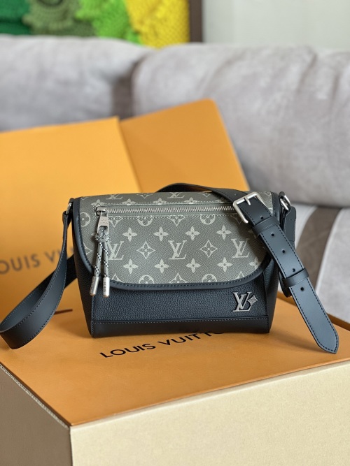 Louis Vuitton Pulse Messenger Bag M12625 Black Grained Leather Monogram Canvas