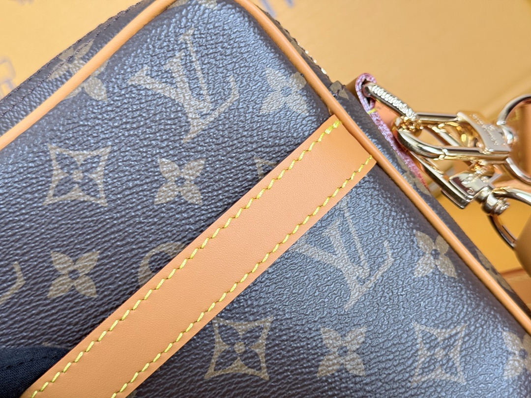 NO:206767,Model M14013 preschool top original list Dynamic code danube crossbody bag, more details..., LV [top original list], louis vuitton,satchels,crossbody bags19860909型号M14013老花顶级原单 动态变码danube 斜挎包,更多细节......,LV【顶级原单】,louis vuitton,satchels,crossbody bags,Bag