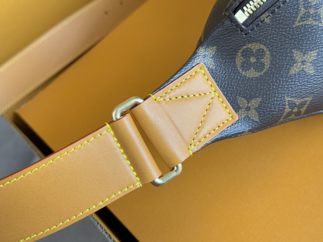 NO:206768,Top original single-variable chip♀【rush waist bag】 Model M14019 waist bag rush waist bag, more details..., LV【top original sheet】, louis vuitton19860909顶级原单变码芯片♀【rush 腰包】 型号M14019腰包rush 腰包,更多细节......,LV【顶级原单】,louis vuitton,Bag