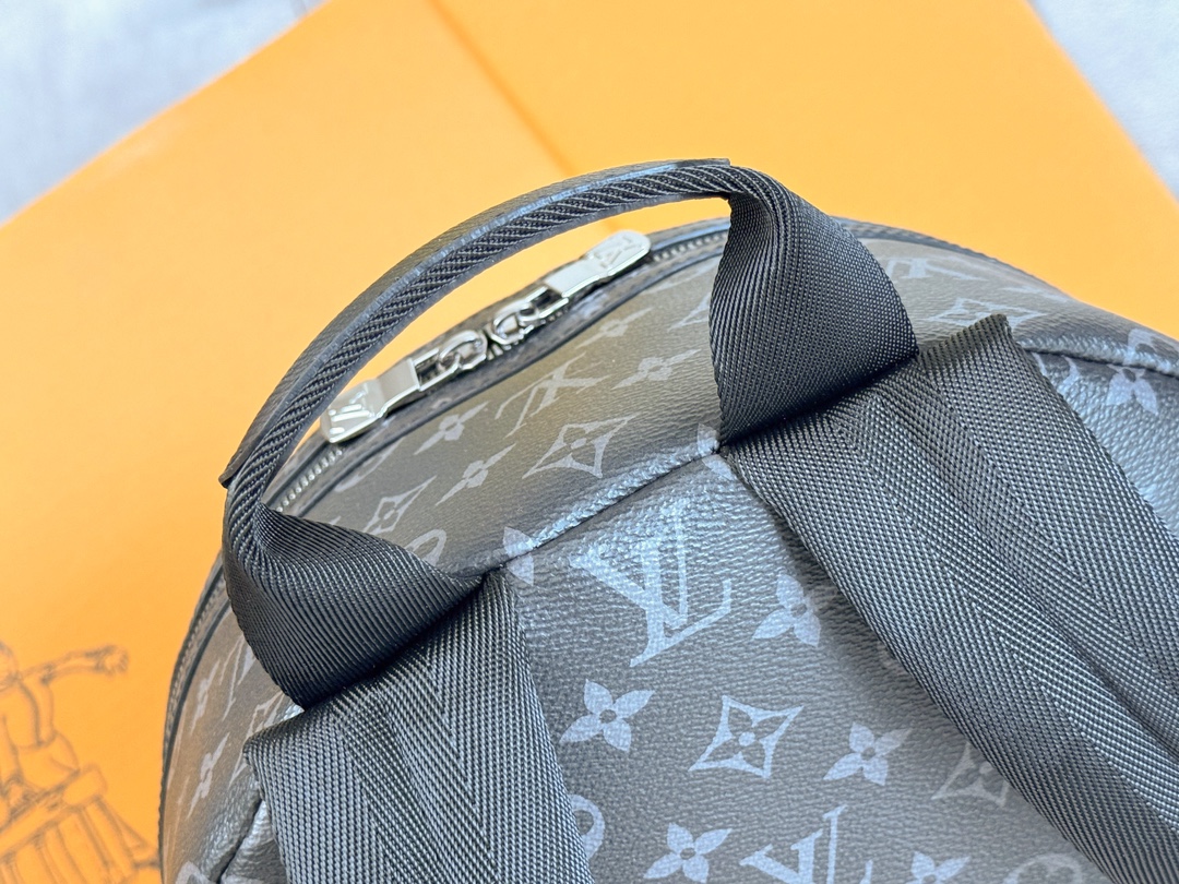 NO:581958,Top-quality original single code chip first-layer cowhide, model M31033 Discovery backpack, more details..., LV [top-quality original single], louis vuitton, cowhide19860909顶级原单变码芯片头层牛皮,型号M31033 Discovery 双肩包,更多细节......,LV【顶级原单】,louis vuitton,cowhide,Bag