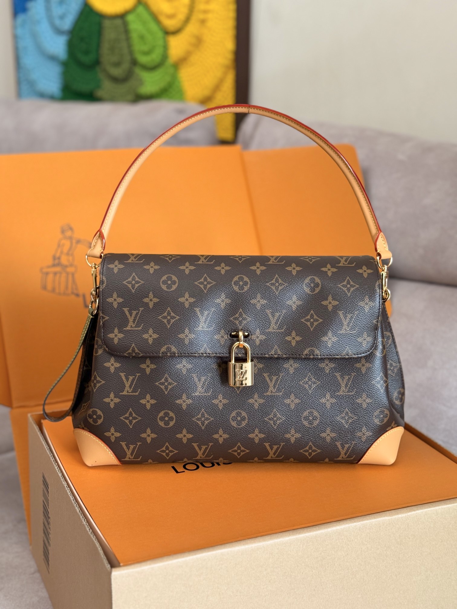 NO:213873,Top original single 163C01 variable code chip original single hardware, model M14473 presbyterian, [HIDE AWAY medium-sized handbag] M14473 This Hide Away handbag is made of Monogram-coated canvas, integrating neat lines with brand tradition, creating an excellent choice for both work and leisure. Metal padlock and Toron handle trace back to the classic style of the 1930s, hidden inner compartment ensures the safety of valuables. Size: 26 x 18 x 36 cm, LV [top original single], louis vuitton19860909顶级原单163C01变码芯片原单五金,型号M14473老花,【HIDE AWAY 中号手袋】M14473 本款Hide Away 手袋取材 Monogram 涂层帆布,将利落线条与品牌传统融为一体,打造工作休闲两相宜的优良之选.金属挂锁和 Toron 手柄回溯 1930 年代的典藏风格,隐藏式内隔层确保贵重物品安全无虞.尺寸:26 x 18 x 36 厘米,LV【顶级原单】,louis vuitton,Bag