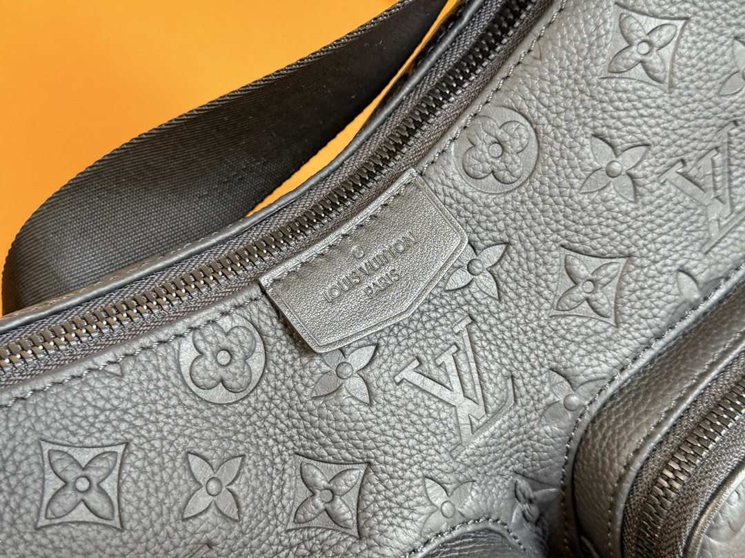 NO:602603,[Top original order, 163 chip, exclusive real shot] M14778 black, this Hobo Cargo handbag, multi-functional crossbody bag, more details..., LV [top original order], louis vuitton, satchels, crossbody bags19860909【顶级原单 ,163芯片,独家实拍】M14778黑色,本款 Hobo Cargo 手袋,多功能斜挎包,更多细节......,LV【顶级原单】,louis vuitton,satchels,crossbody bags,Bag