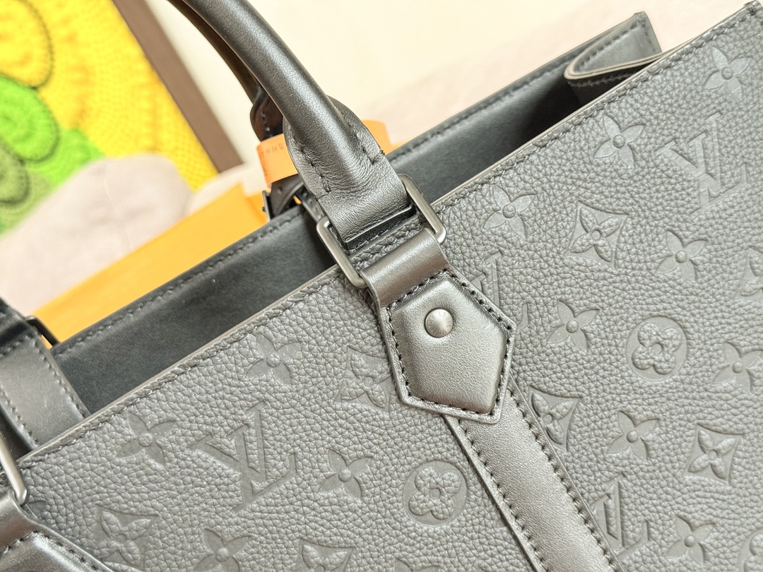 NO:602598,Top original 163 chip, [SAC LAT 24H briefcase handbag] model M24786 black (embossed) #first layer cowhide, LV [top original], louis vuitton, cowhide19860909顶级原单163芯片,【SAC LAT 24H 公文包手袋】型号M24786 黑色（压花） #头层牛皮,,LV【顶级原单】,louis vuitton,cowhide,Bag